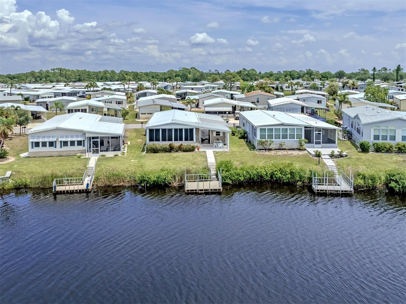 Rear exterior, dock - 132 MARTINIQUE RD, NORTH PORT