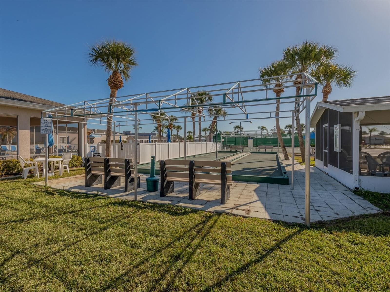 Community amenities - 132 MARTINIQUE RD, NORTH PORT