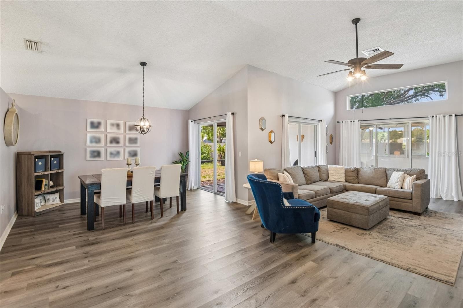 Natural light abounds - 1129 DALESIDE LN, NEW PORT RICHEY
