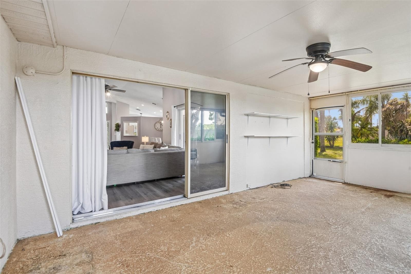 Sunroom offers an additional 264 sq. feet of covered space - 1129 DALESIDE LN, NEW PORT RICHEY