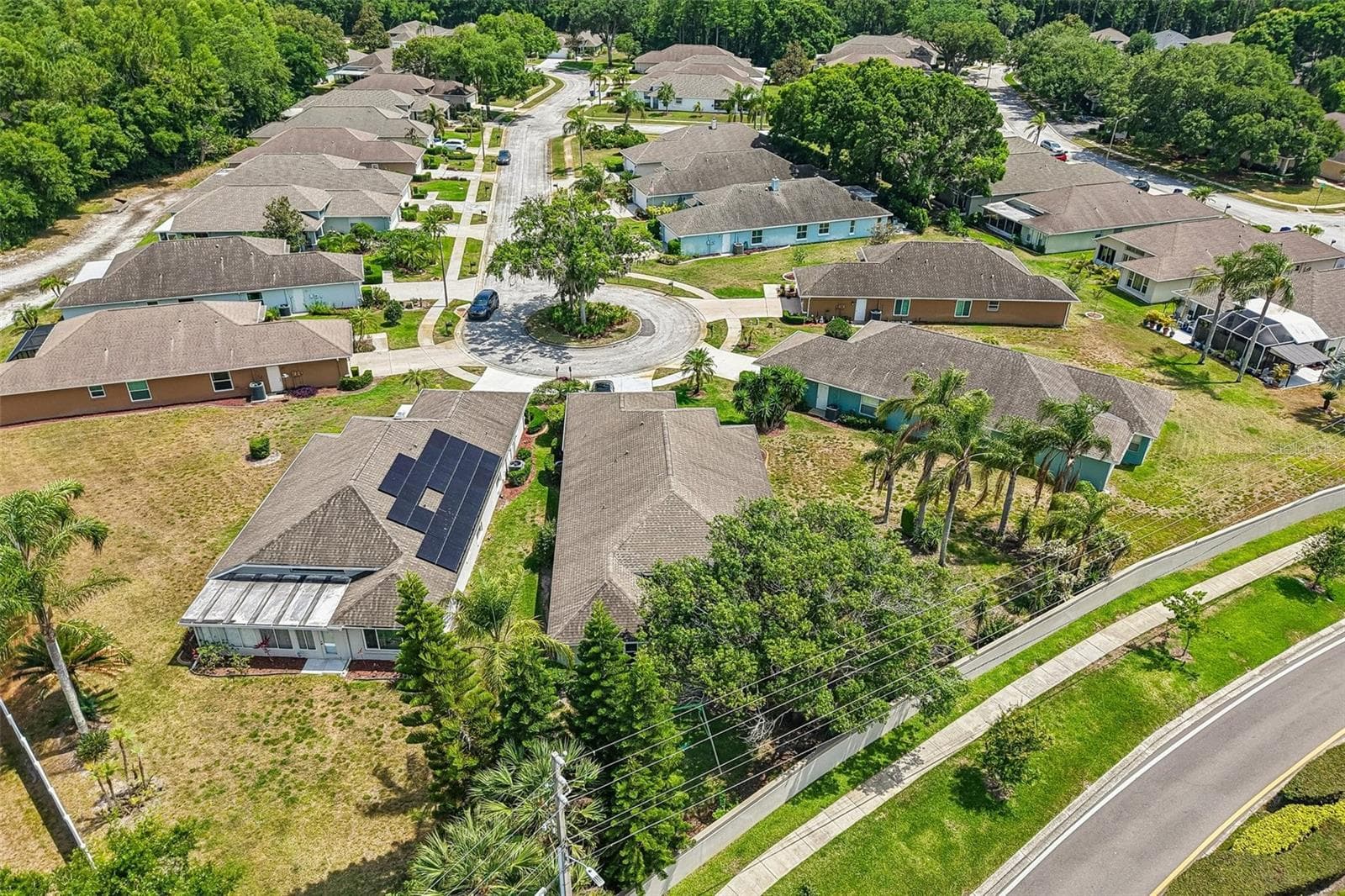 The home is perfectly positioned in between the desirable Trinity and East Lake corridors - 1129 DALESIDE LN, NEW PORT RICHEY