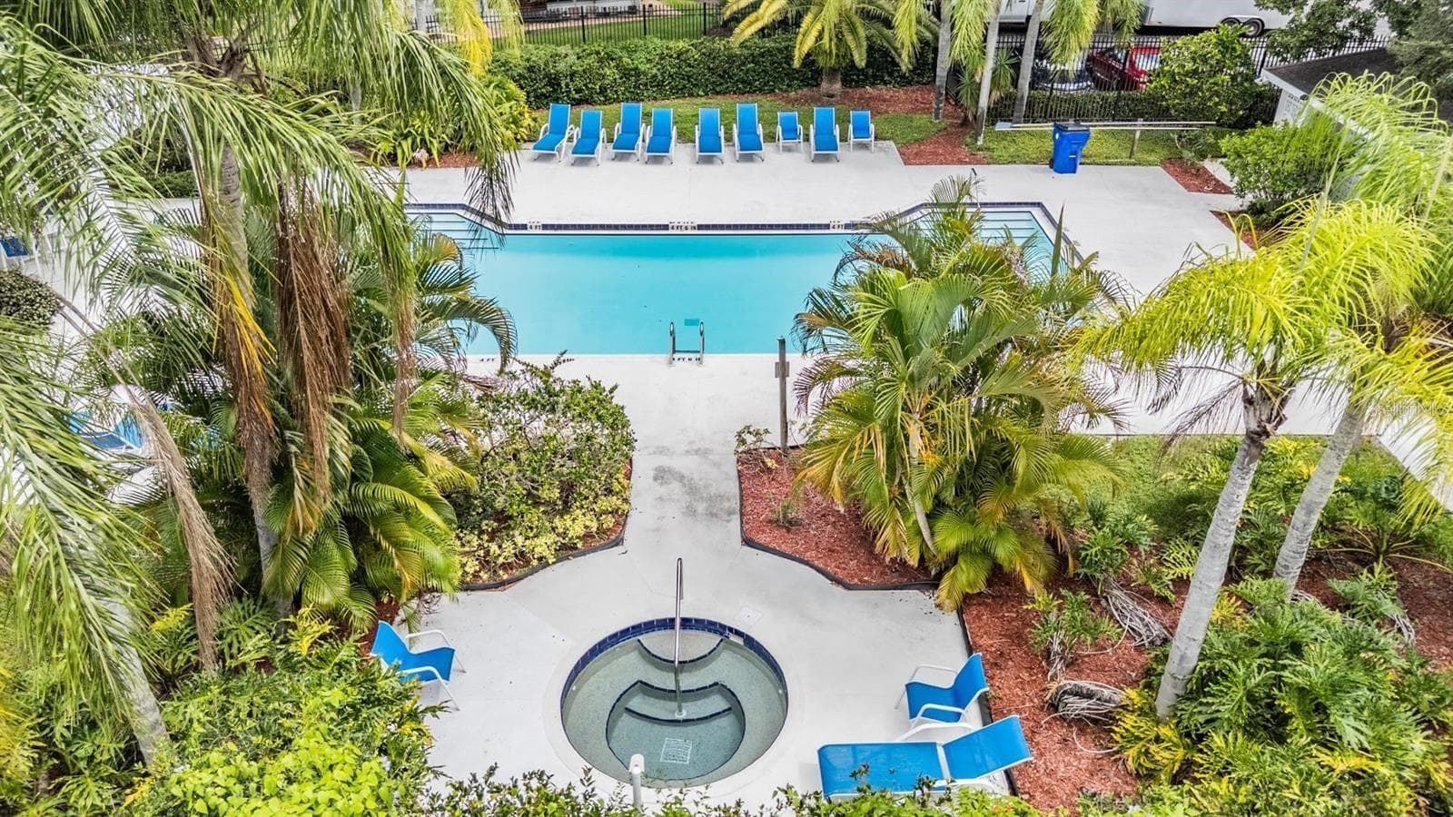 Community pool - 1129 DALESIDE LN, NEW PORT RICHEY