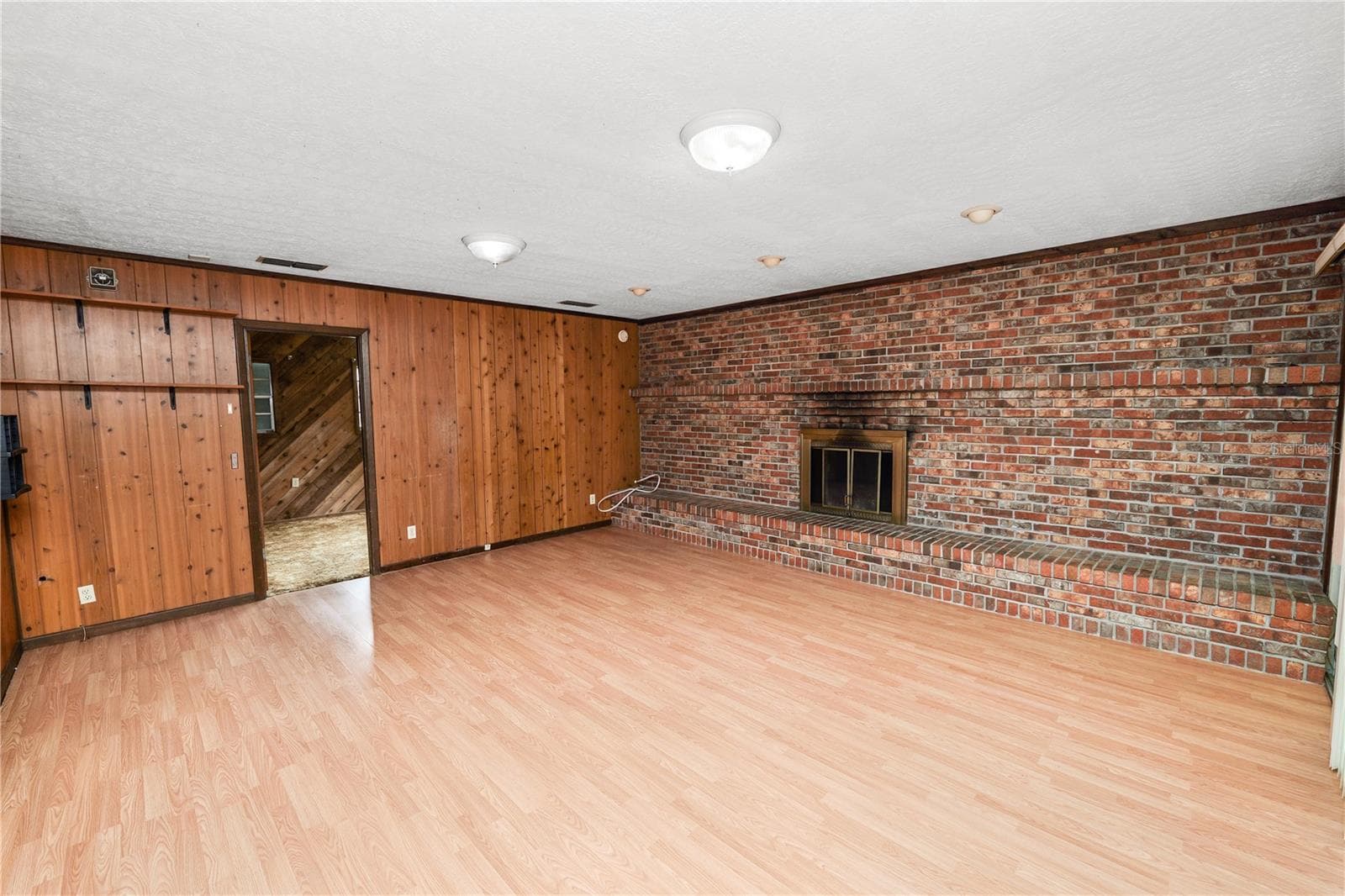 Single Family Residence at 760 MANOR DR, BARTOW, photo 12 of 33