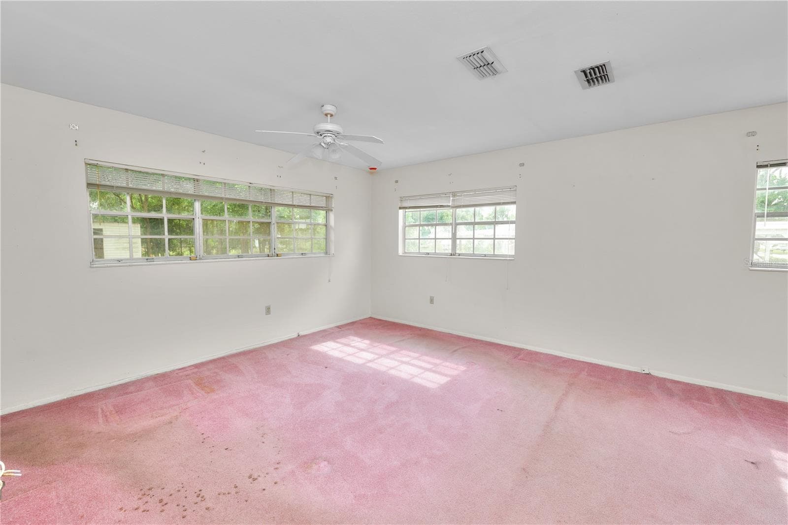 Single Family Residence at 760 MANOR DR, BARTOW, photo 17 of 33