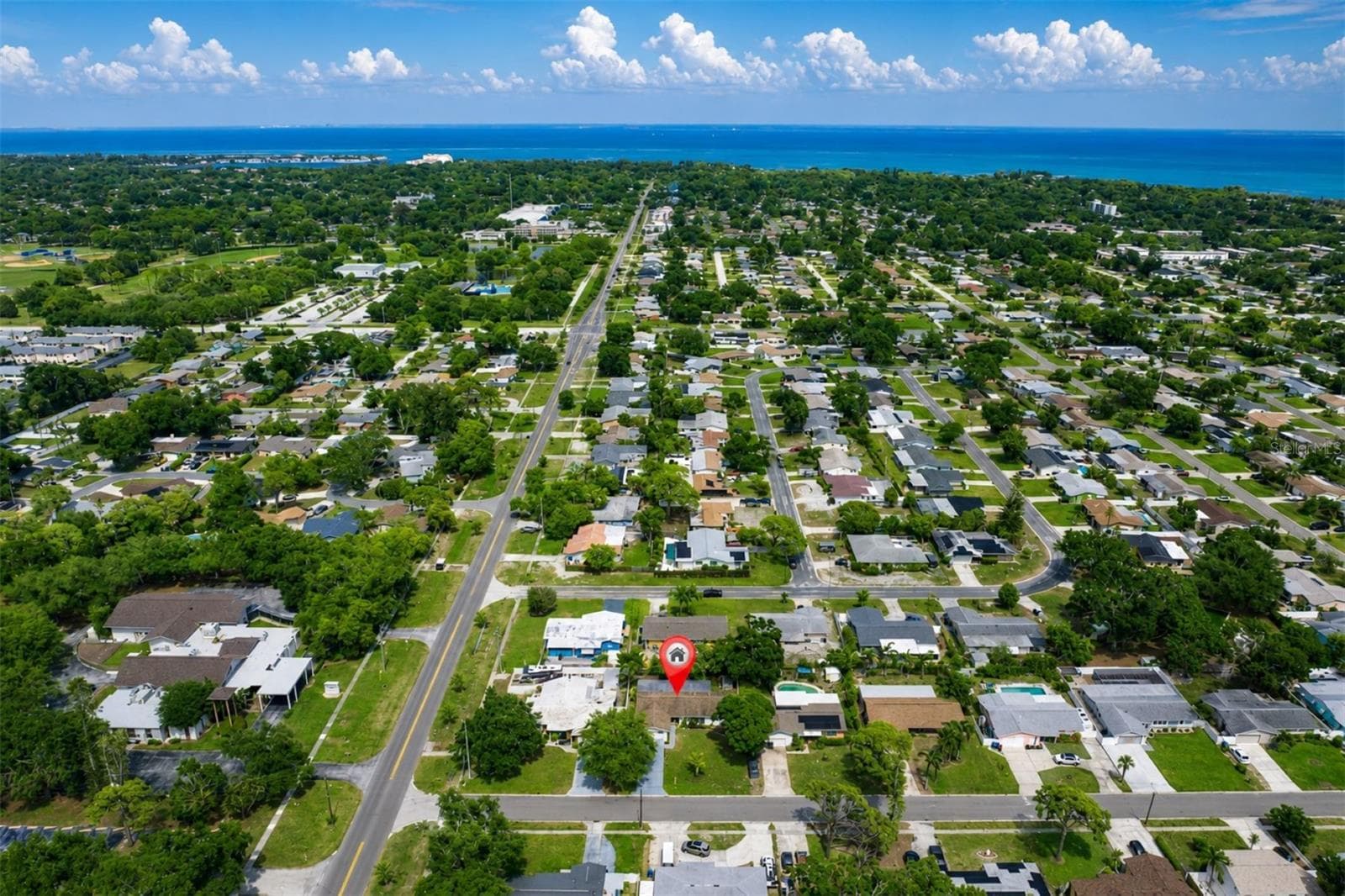 Move-in ready Pinellas Point home just minutes from downtown St. Petersburg and Gulf beaches - 6212 20TH ST S, ST PETERSBURG