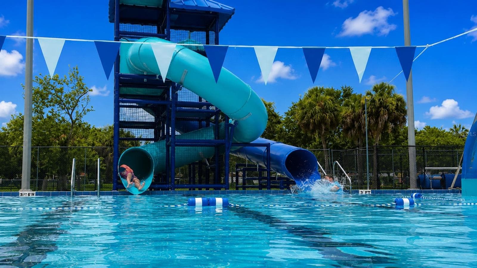 Walk to Lake Vista Waterpark - 6212 20TH ST S, ST PETERSBURG