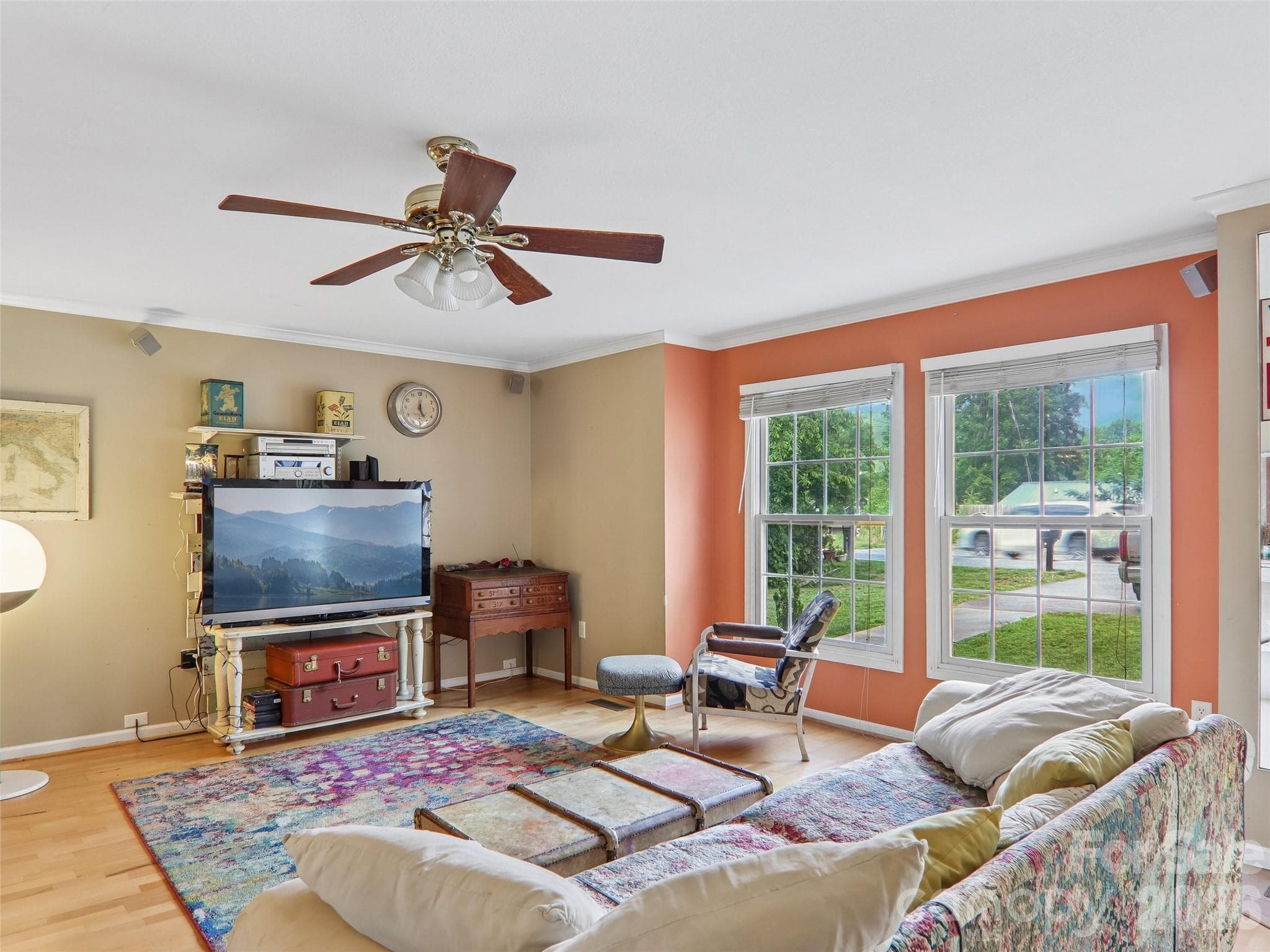 Townhouse at Weaverville, photo 4 of 37