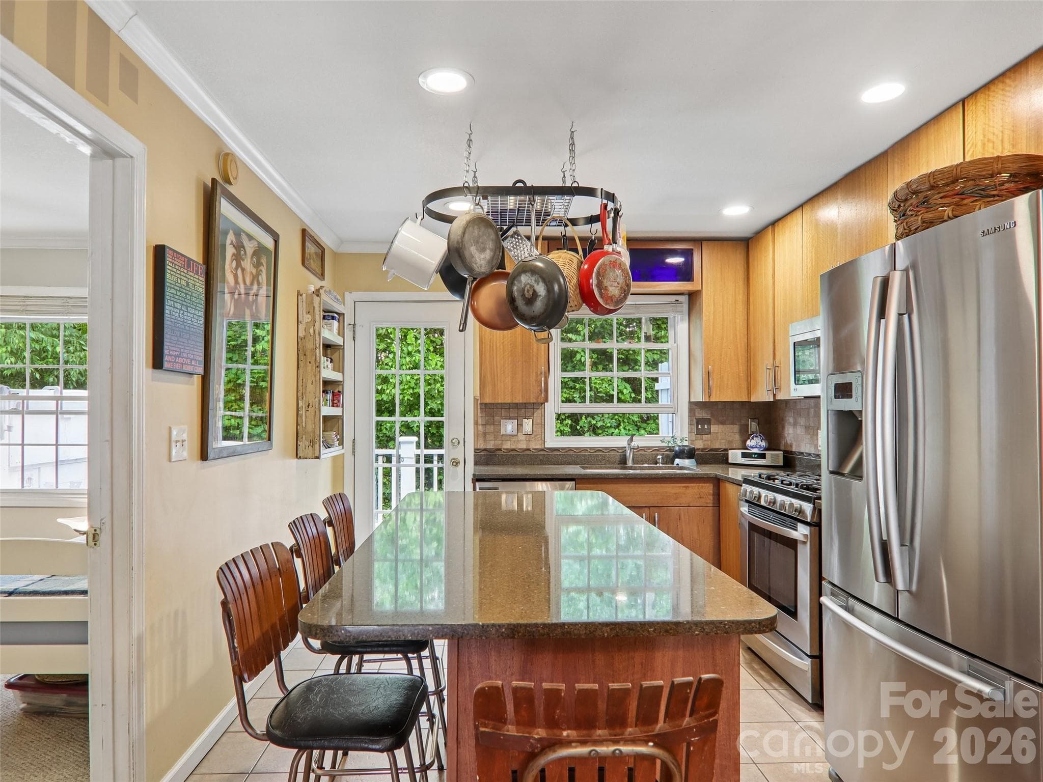Townhouse at 34 Union Chapel Road, Weaverville, photo 14 of 37