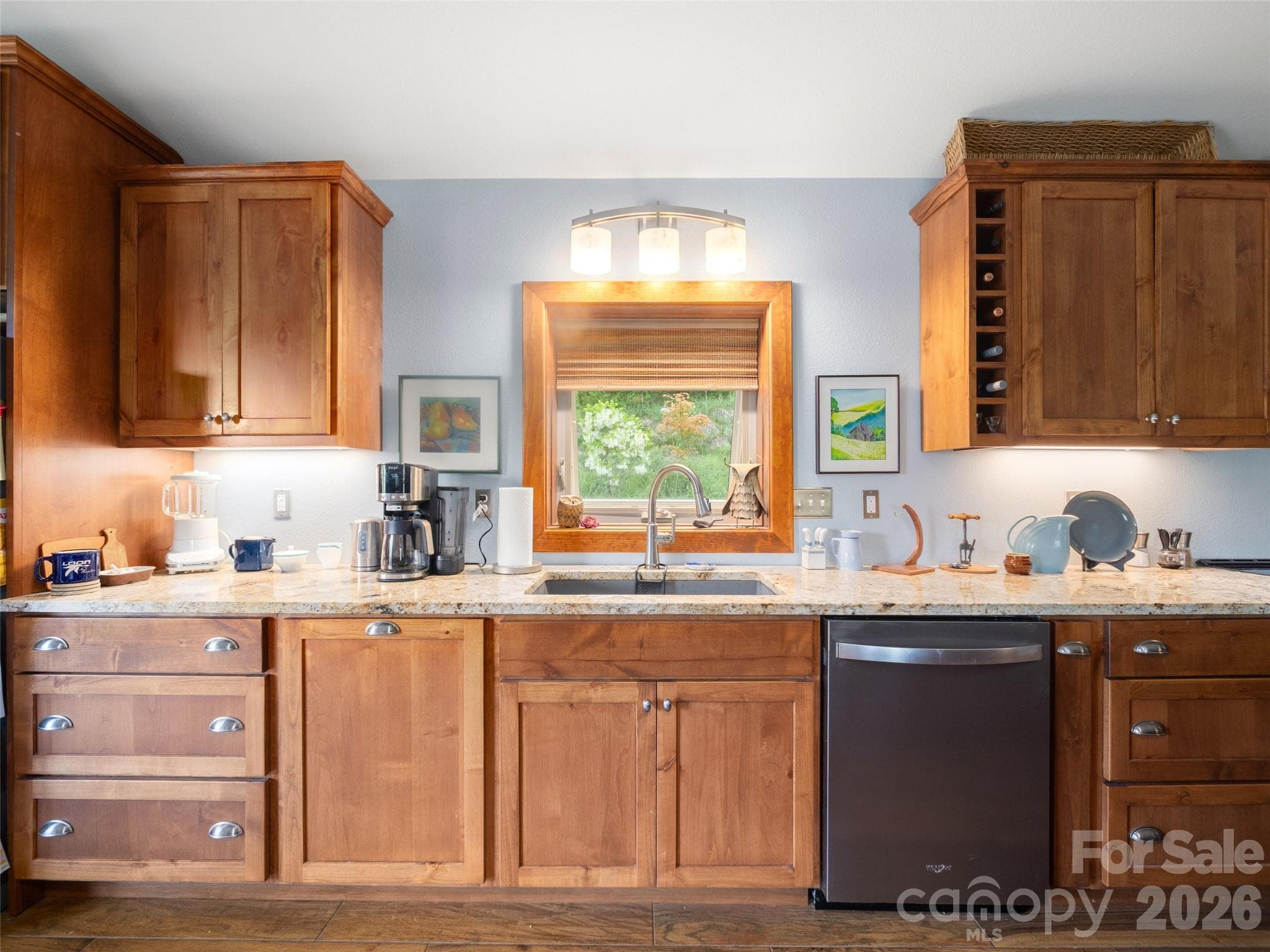 Single Family Residence at Waynesville, photo 9 of 46
