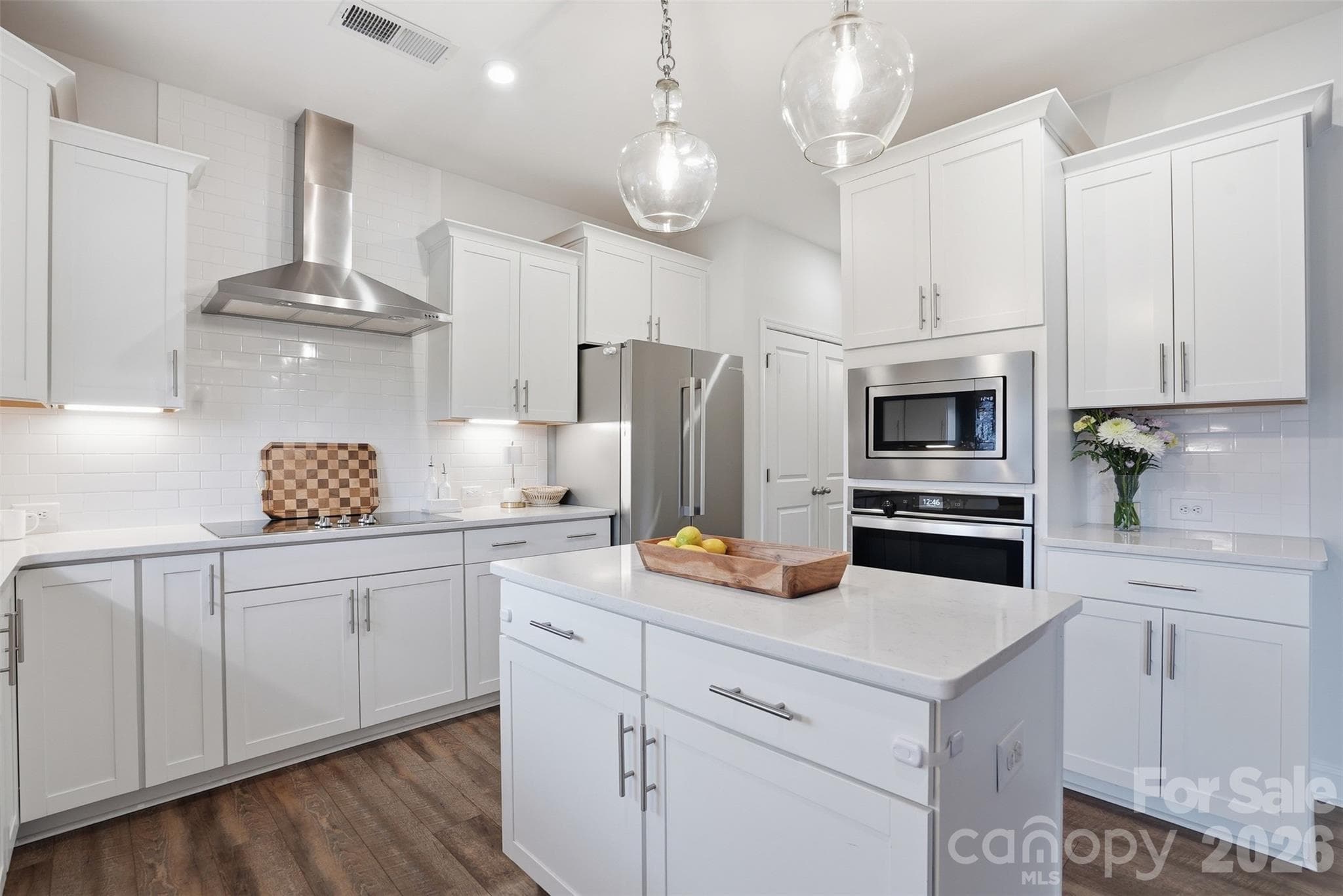 Single Family Residence at 1210 Therns Ferry Drive, Fort Mill, photo 5 of 44