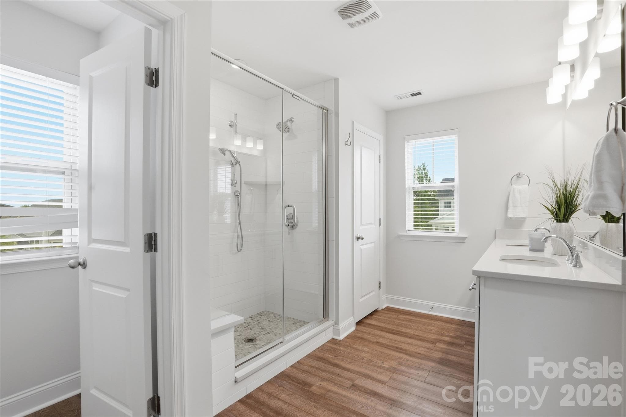 Single Family Residence at 1210 Therns Ferry Drive, Fort Mill, photo 10 of 44
