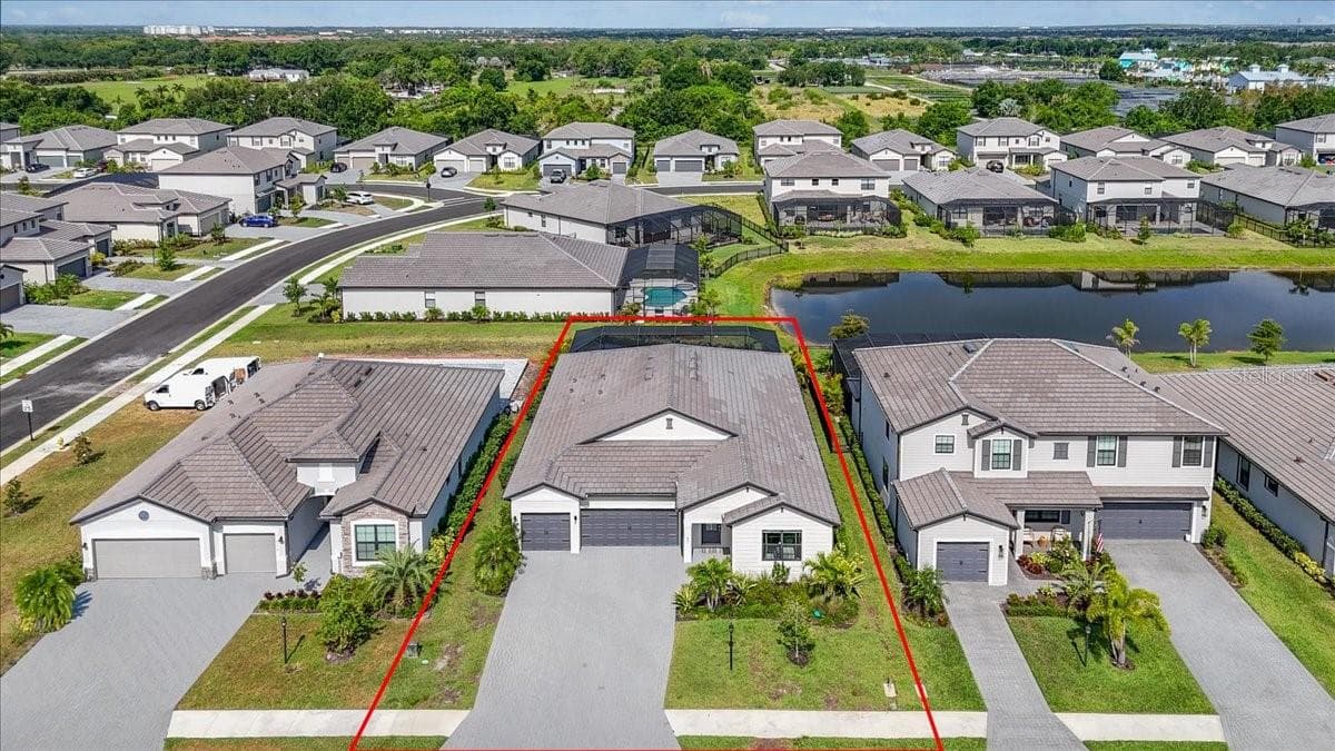 Single Family Residence at 4970 OYSTER PEARL ST, LAKEWOOD RANCH, photo 82 of 104