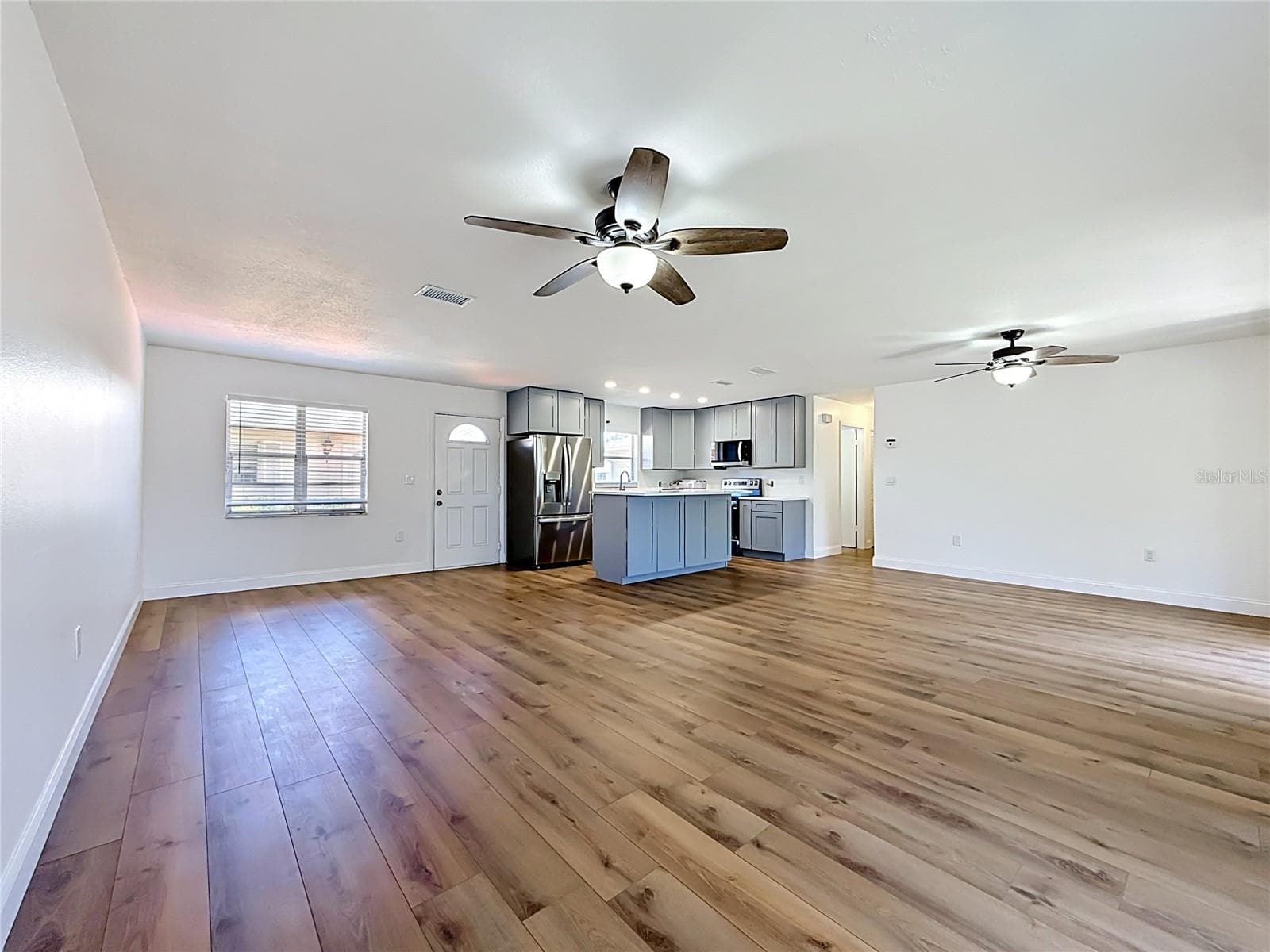 Condominium at 2188 CORINNE CT S #A, ST PETERSBURG, photo 6 of 40