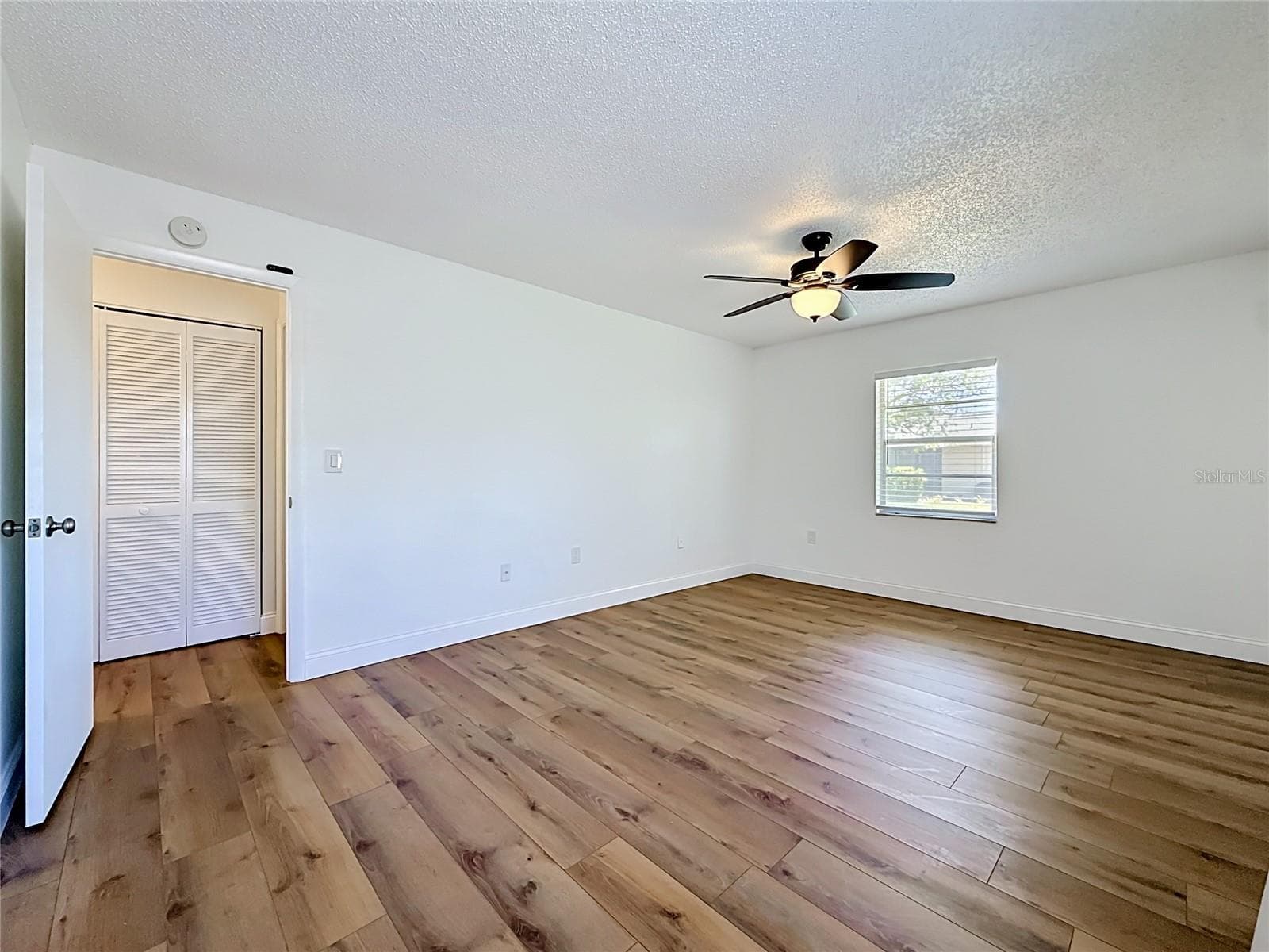 Condominium at 2188 CORINNE CT S #A, ST PETERSBURG, photo 19 of 40