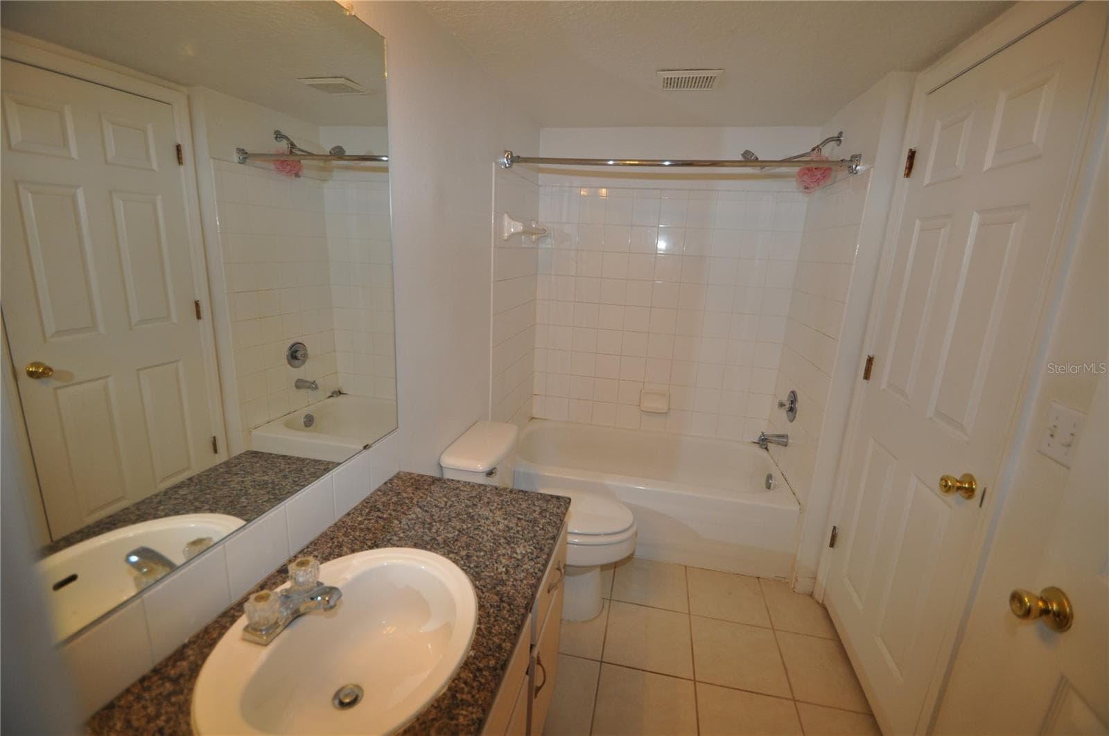 Condominium at 738 CREST PINES DR #734, ORLANDO, photo 6 of 9