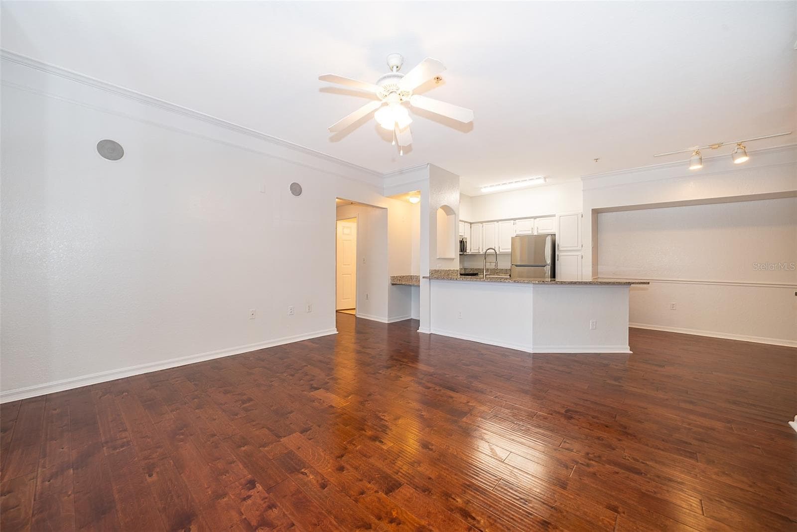 Condominium at 6663 QUEENS BOROUGH AVE #101, ORLANDO, photo 8 of 22