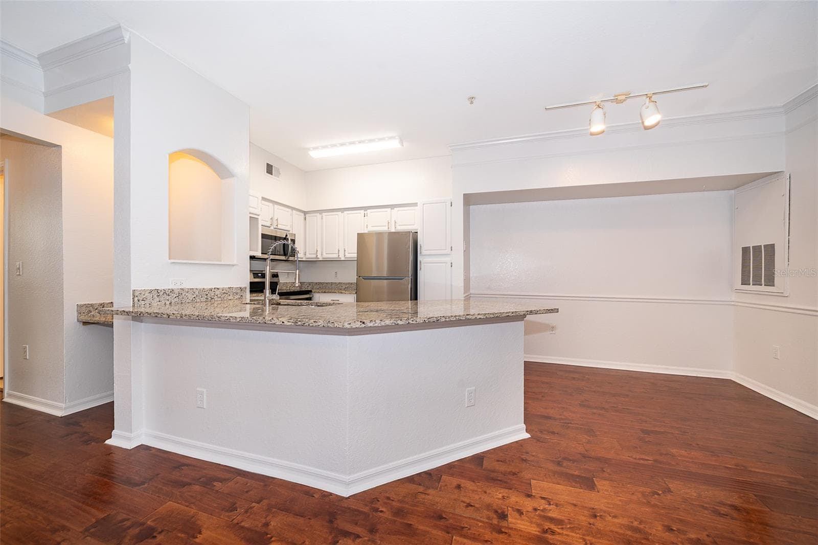 Condominium at 6663 QUEENS BOROUGH AVE #101, ORLANDO, photo 9 of 22