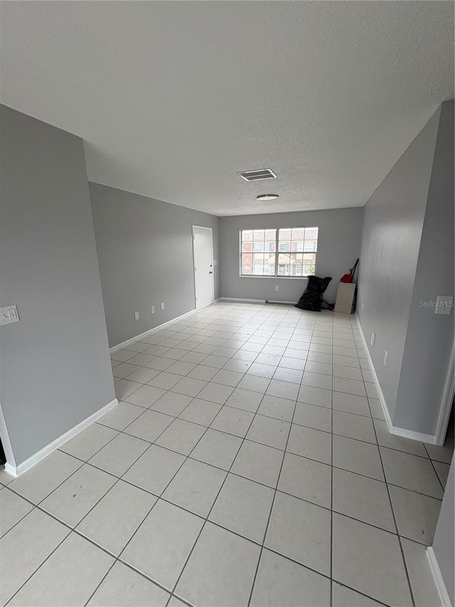 Condominium at 1920 E EDGEWOOD DR #I 10, LAKELAND, photo 10 of 13