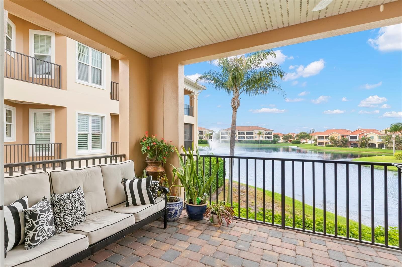 Condominium at 6 ACADEMY WAY S #221, ST PETERSBURG, photo 21 of 64