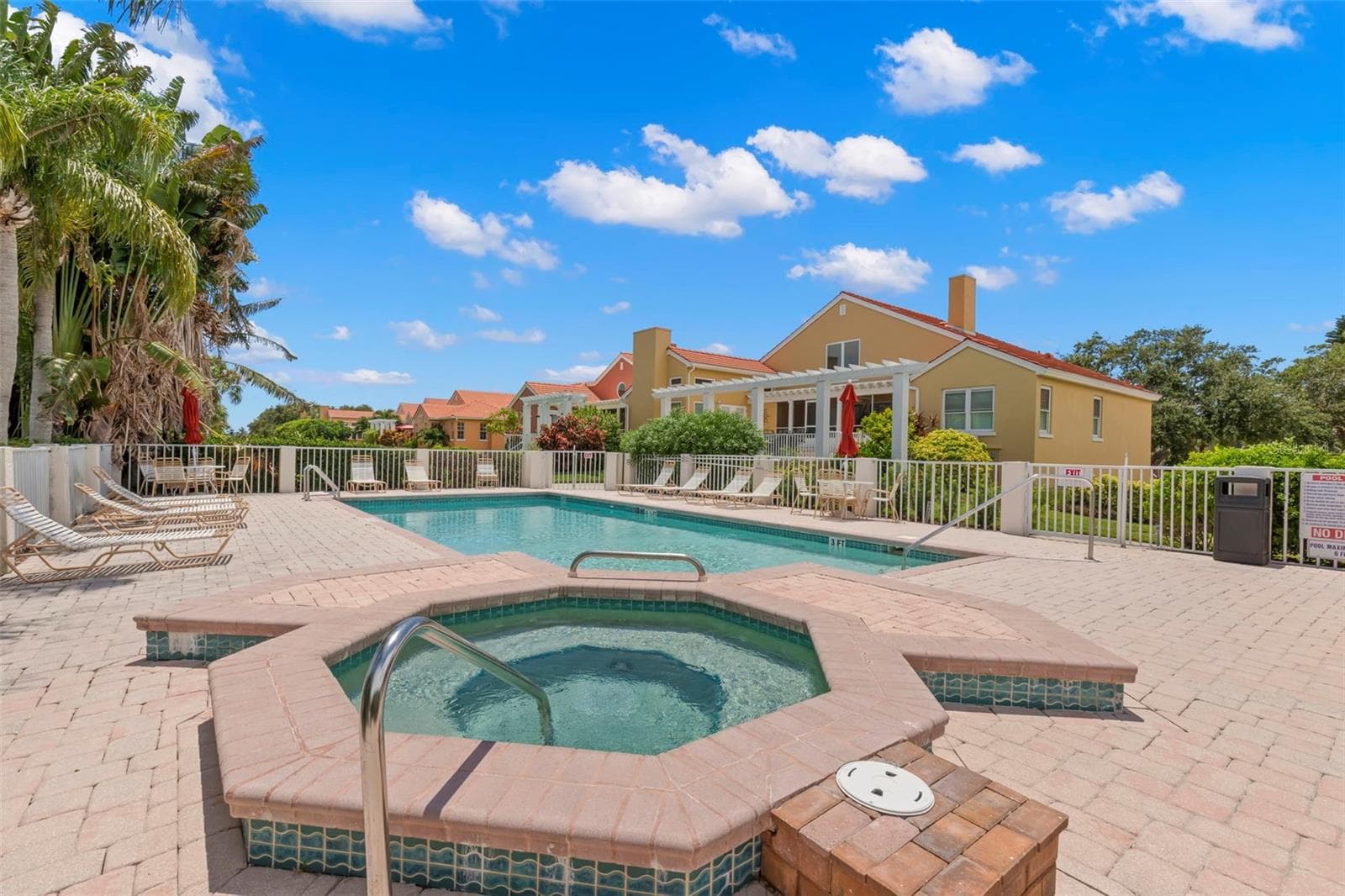 Condominium at 6 ACADEMY WAY S #221, ST PETERSBURG, photo 58 of 64