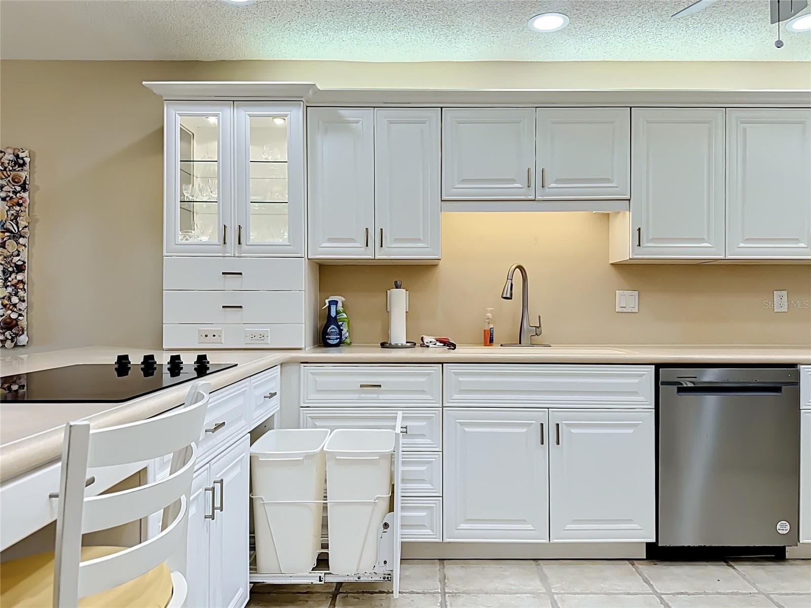 Condominium at 1515 PELICAN POINT DR #BA185, SARASOTA, photo 12 of 80