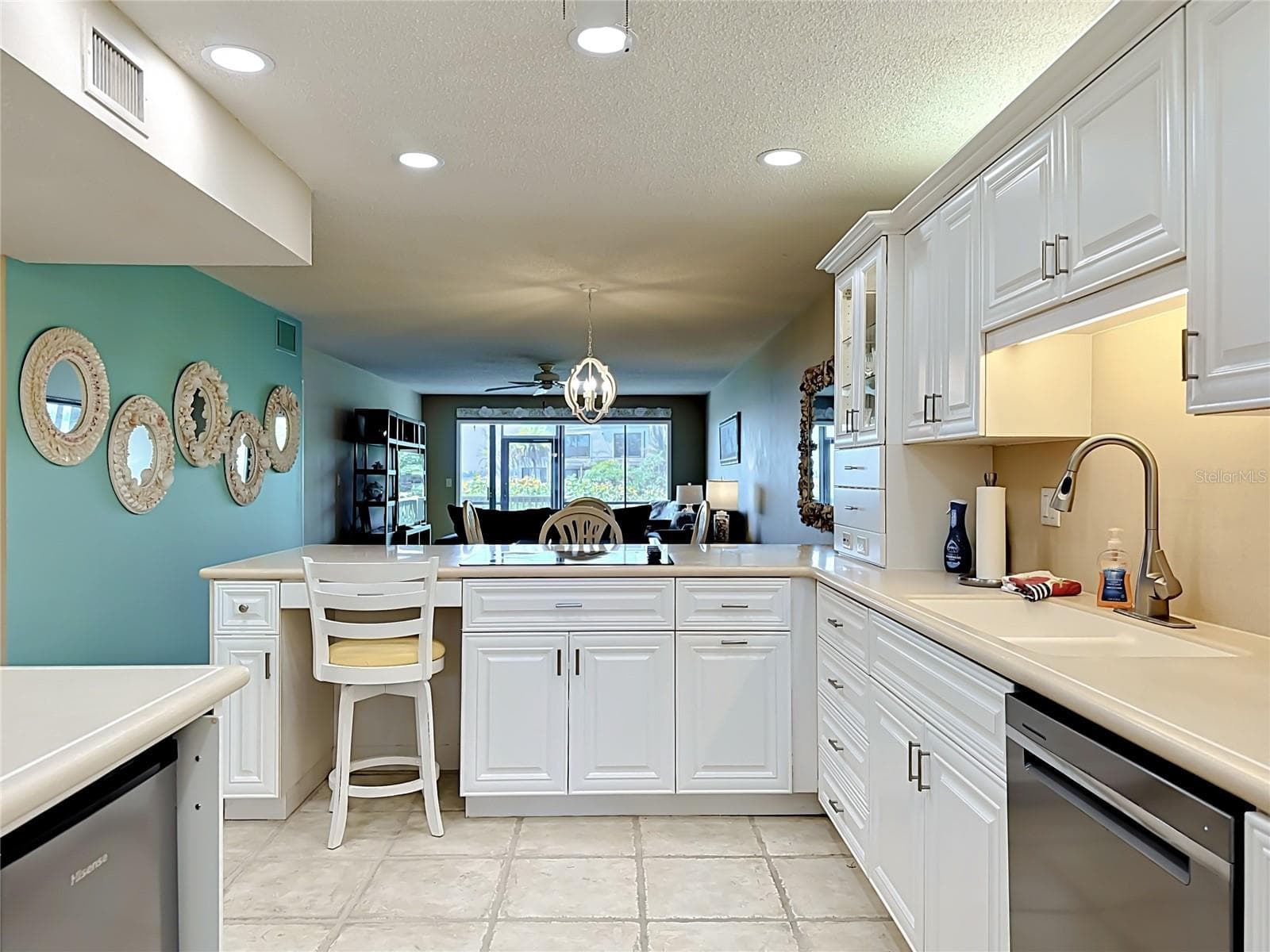 Condominium at 1515 PELICAN POINT DR #BA185, SARASOTA, photo 18 of 80