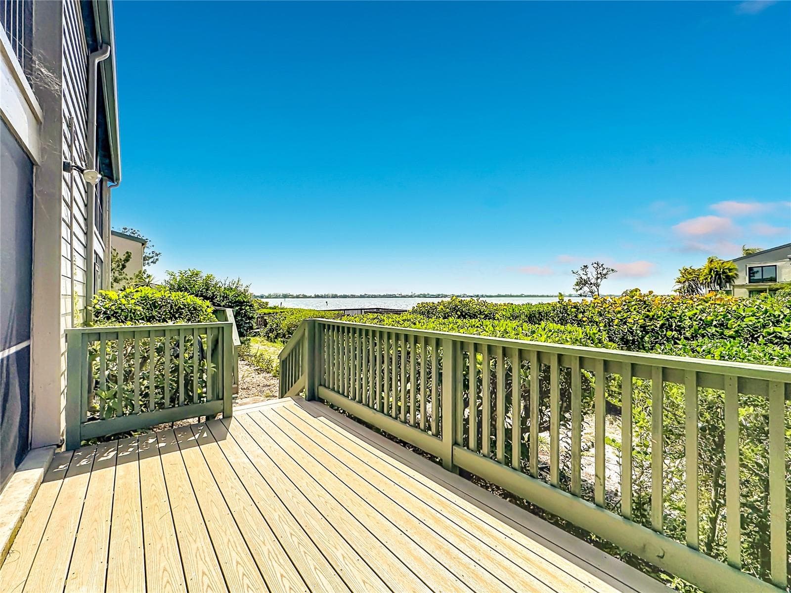 Condominium at 1515 PELICAN POINT DR #BA185, SARASOTA, photo 46 of 80