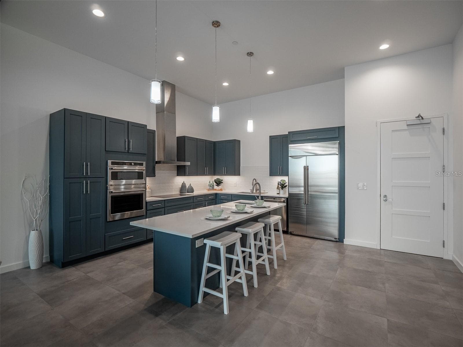 Condominium at 920 N OSCEOLA AVE #801, CLEARWATER, photo 9 of 40