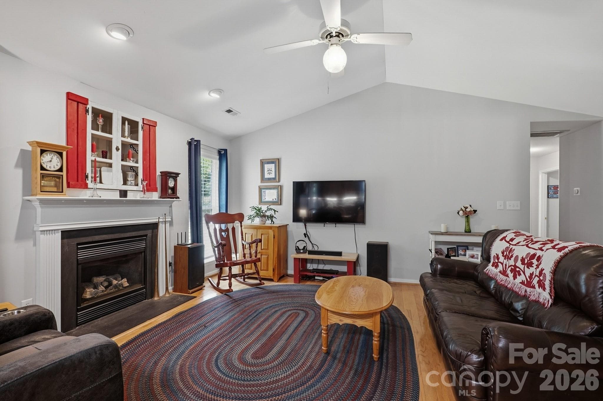 Single Family Residence at 1118 Slate Ridge Road, Matthews, photo 6 of 29