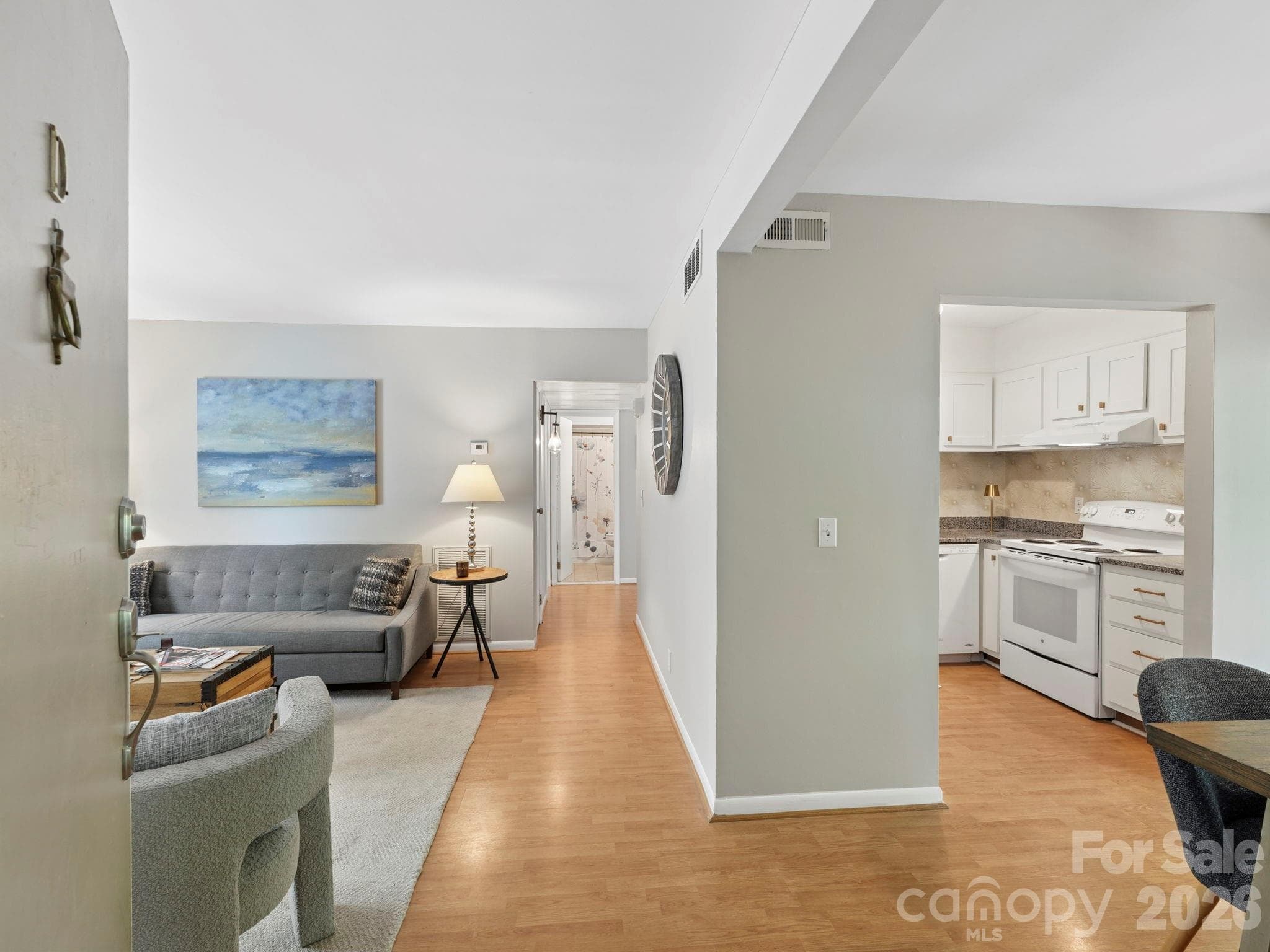 Condominium at 2628 Park Road, Charlotte, photo 10 of 27