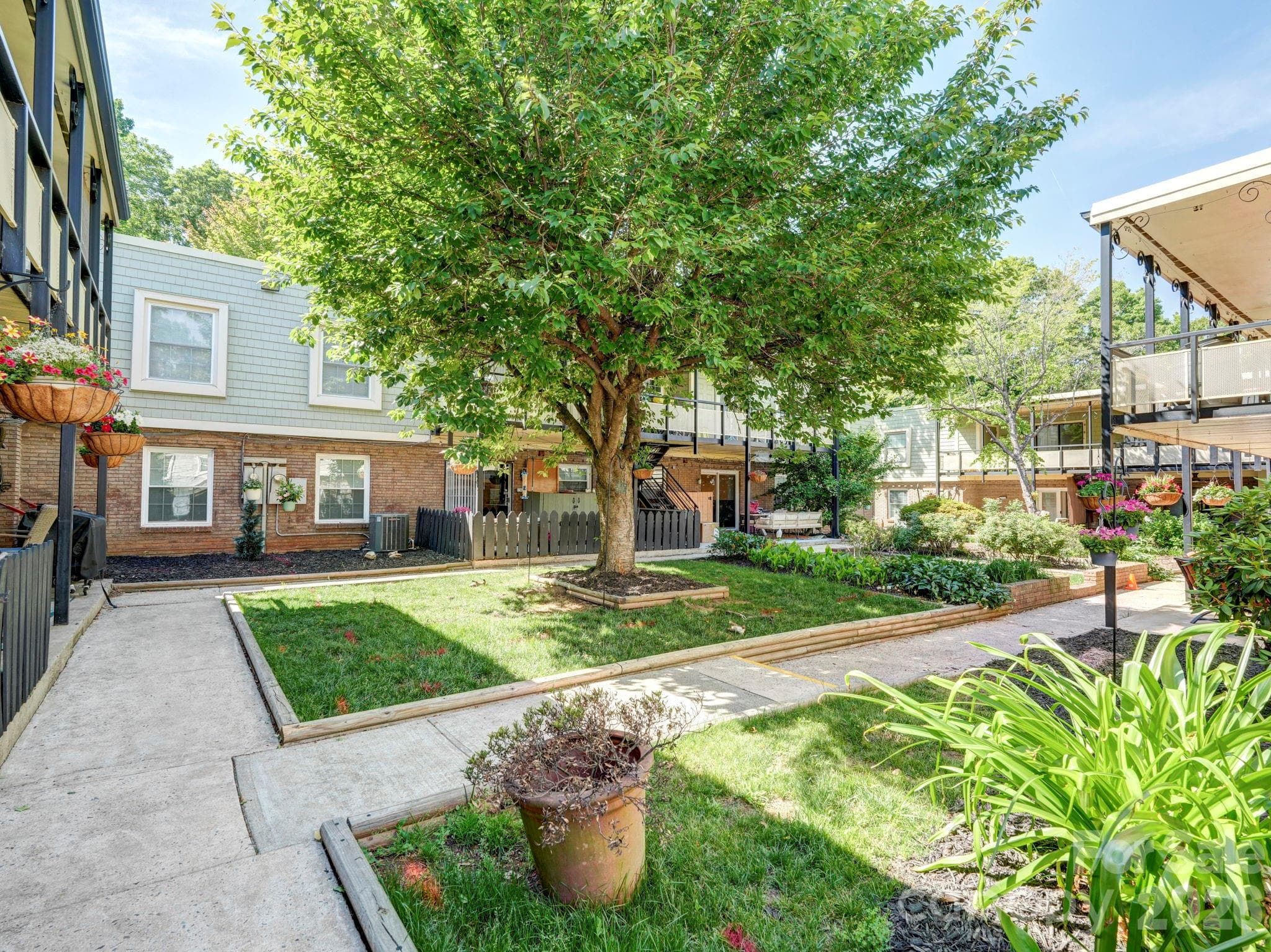 Condominium at 2628 Park Road, Charlotte, photo 24 of 27
