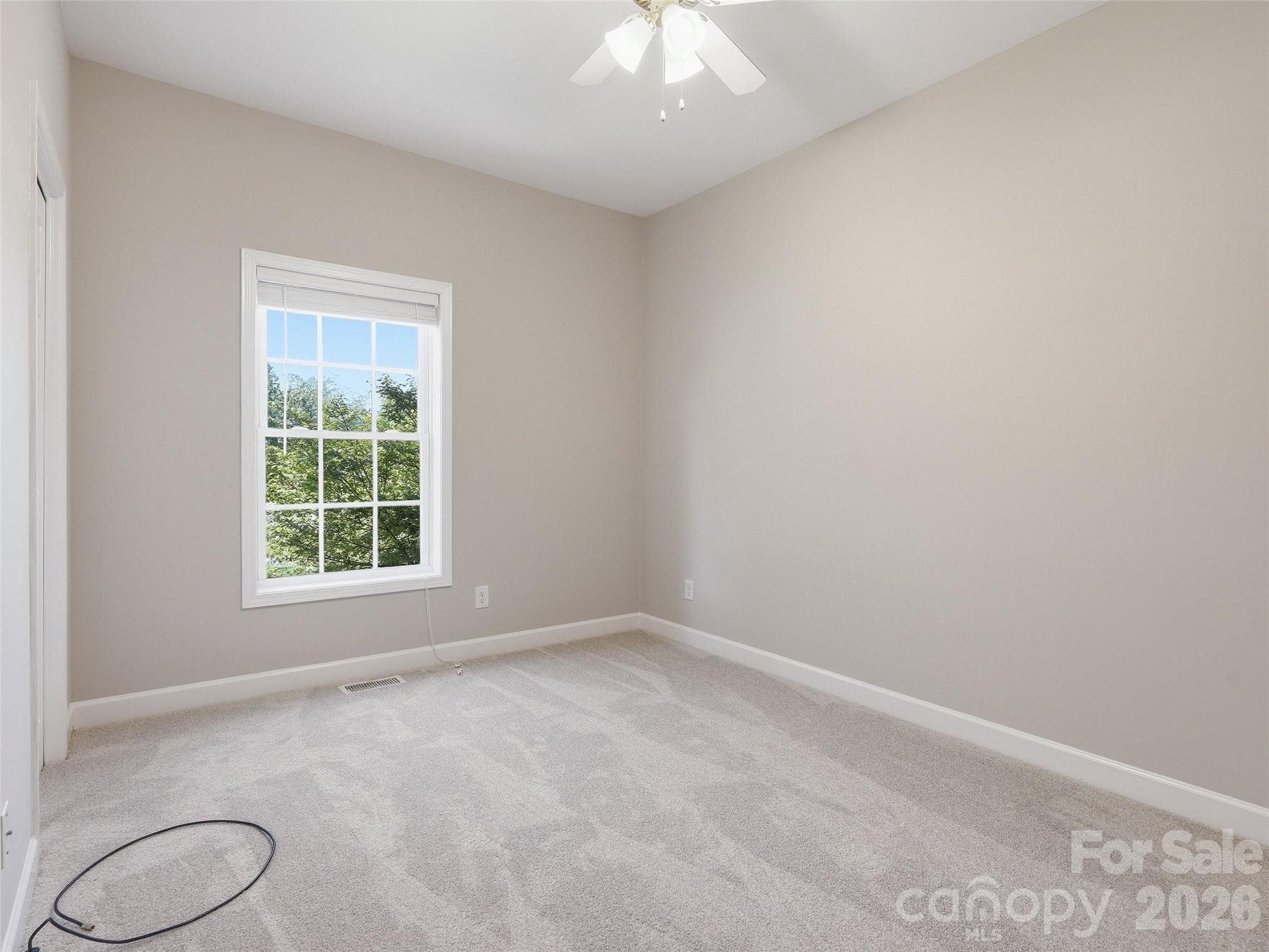 Single Family Residence at 209 Beechnut Drive, Hendersonville, photo 25 of 48