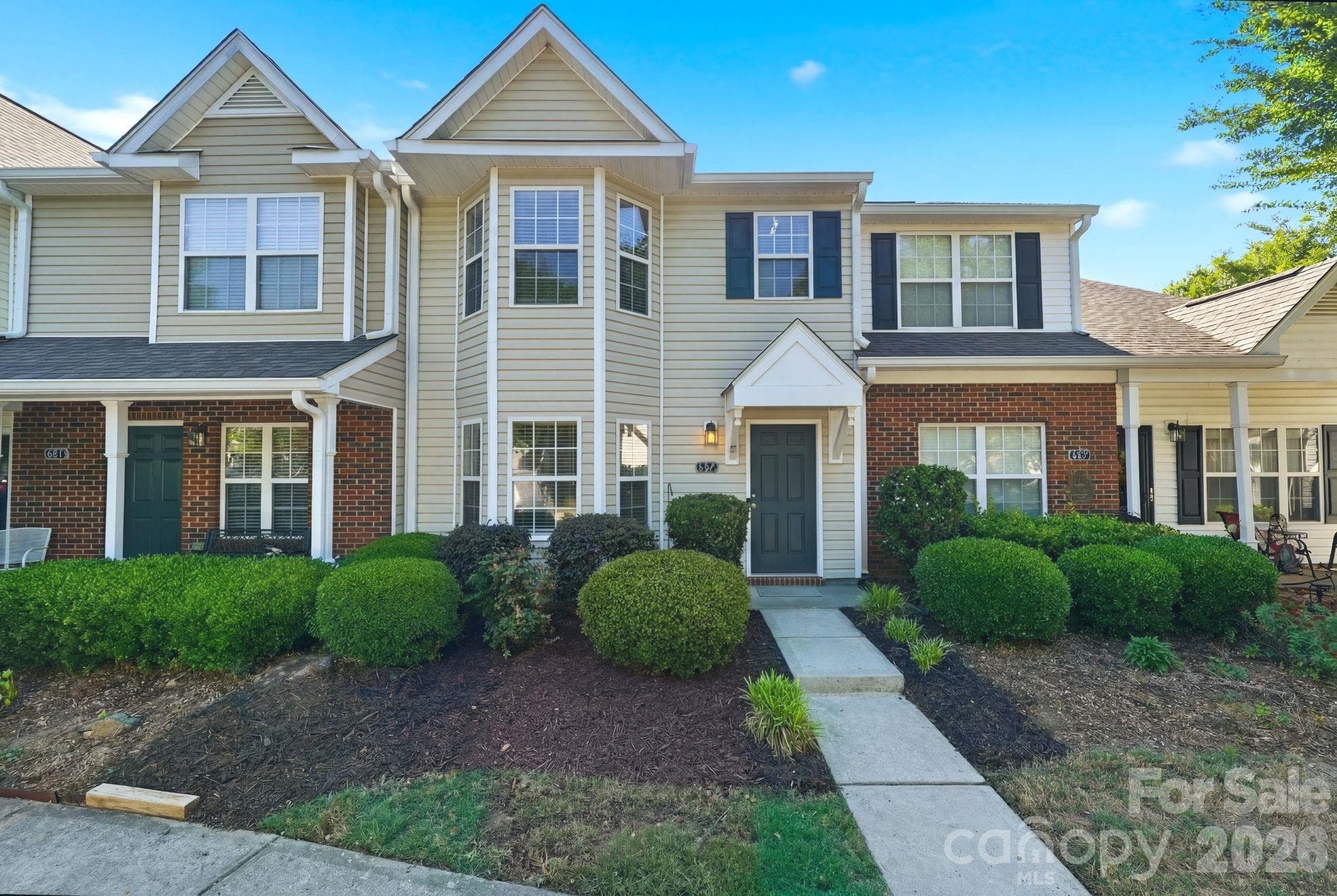 Front - 687 Rock Lake Glen, Fort Mill