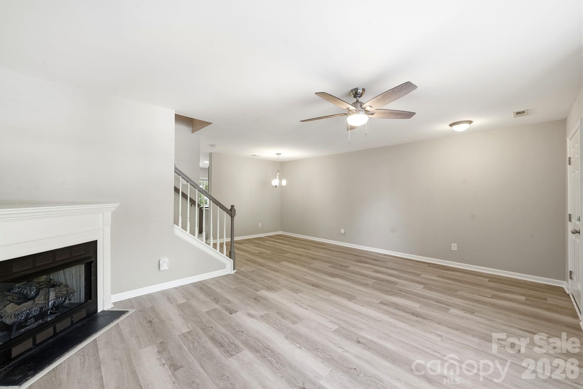 Townhouse at 687 Rock Lake Glen, Fort Mill, photo 12 of 37