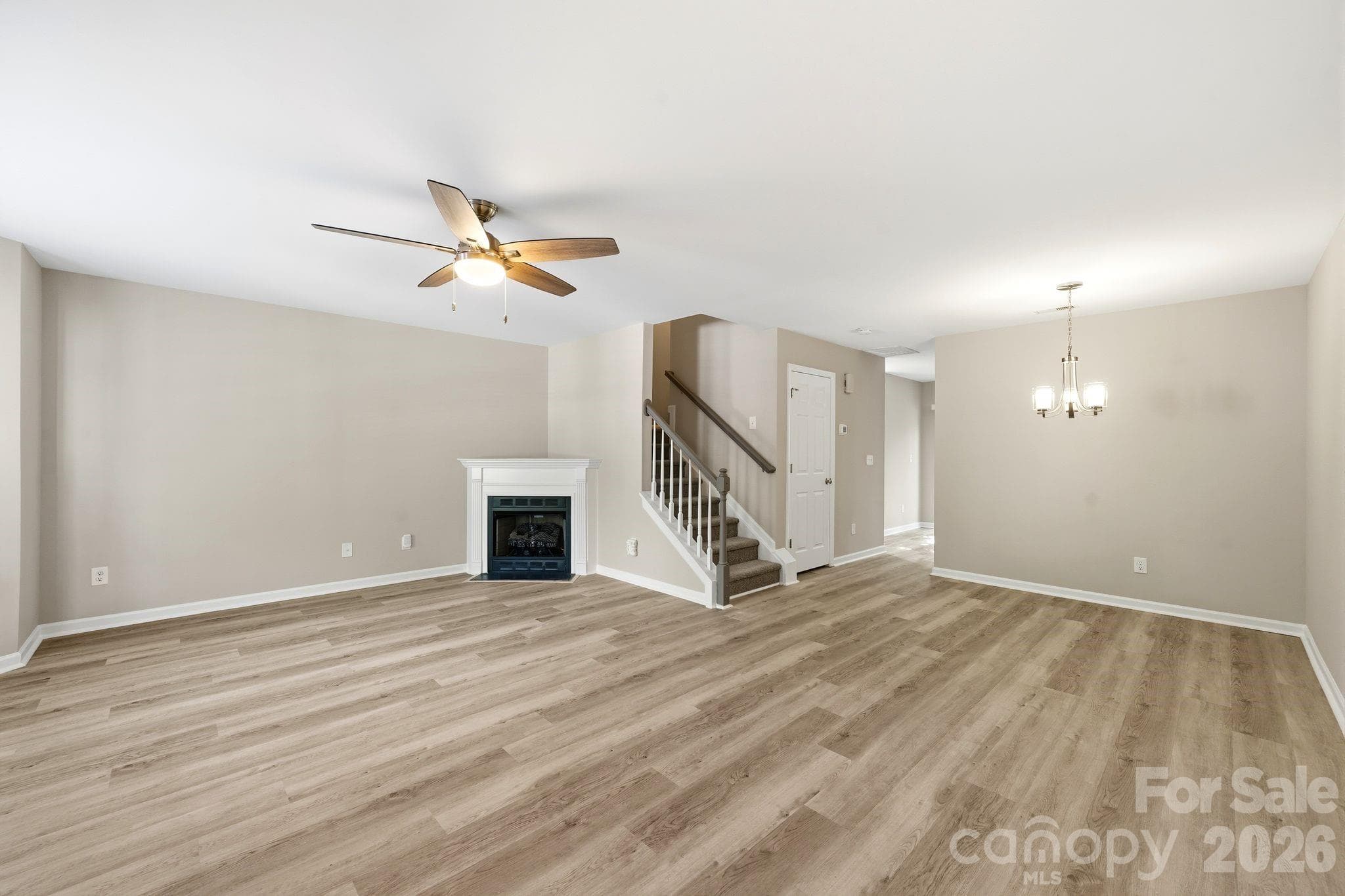 Open living dinning room - 687 Rock Lake Glen, Fort Mill