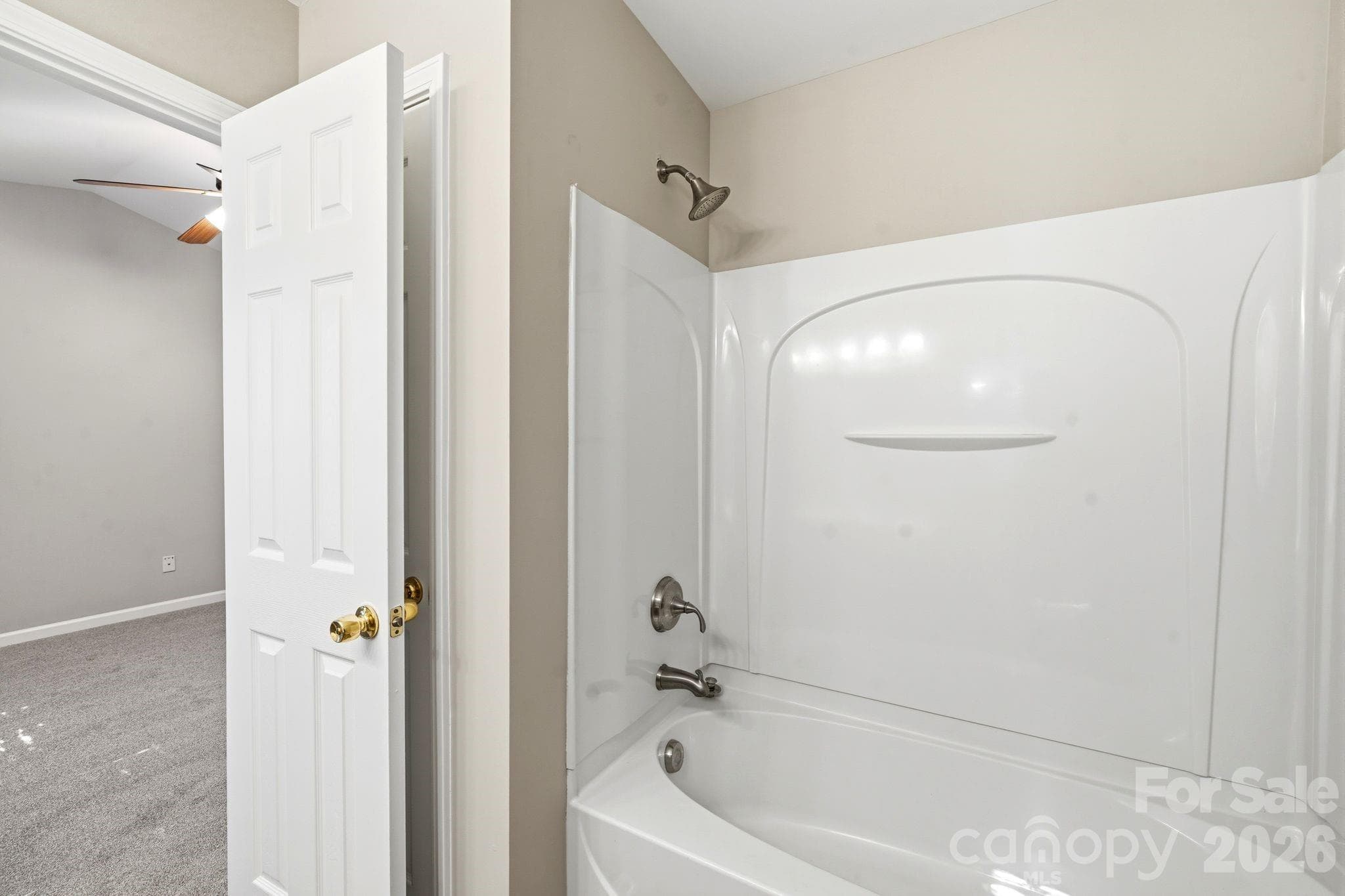Townhouse at 687 Rock Lake Glen, Fort Mill, photo 27 of 37
