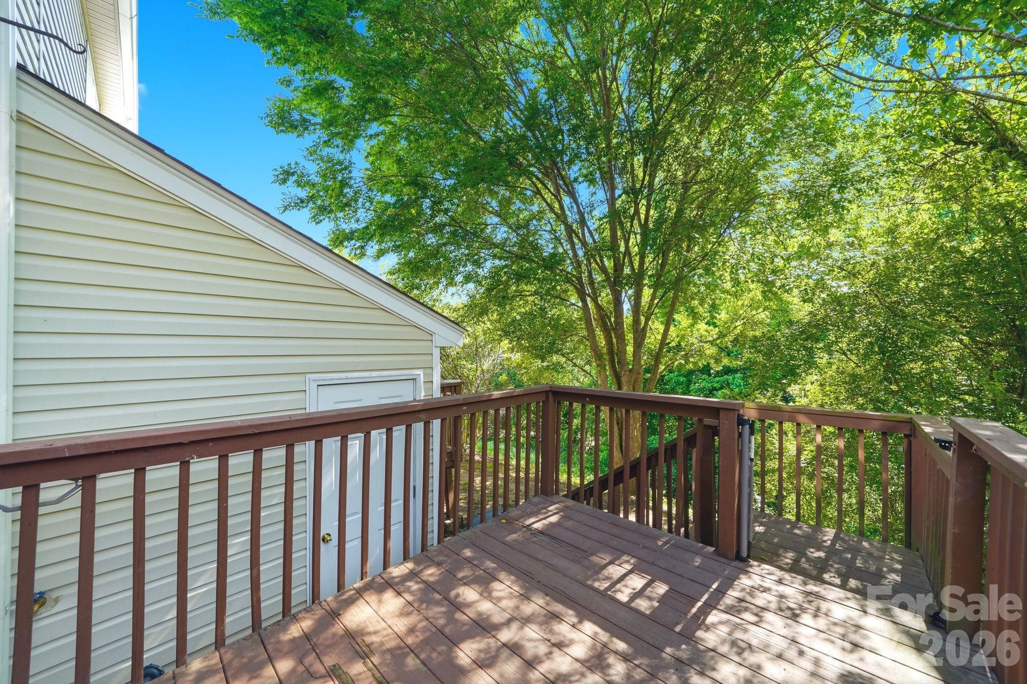 Private Back Deck - 687 Rock Lake Glen, Fort Mill