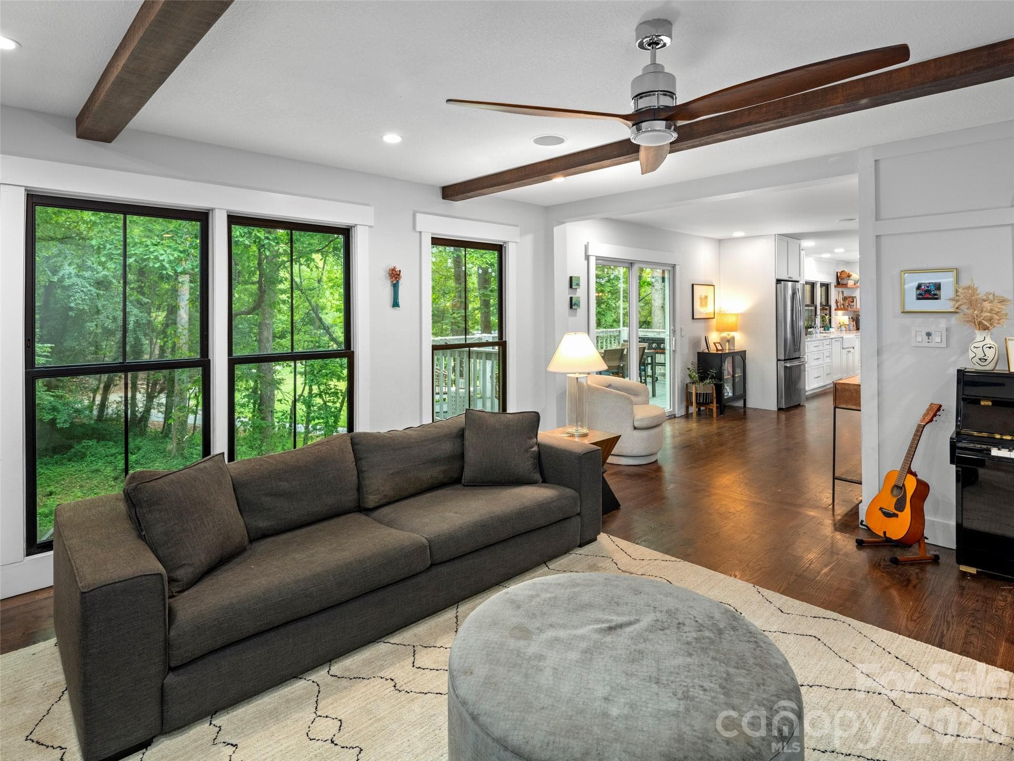 Single Family Residence at 1130 New Castle Court, Asheville, photo 8 of 35