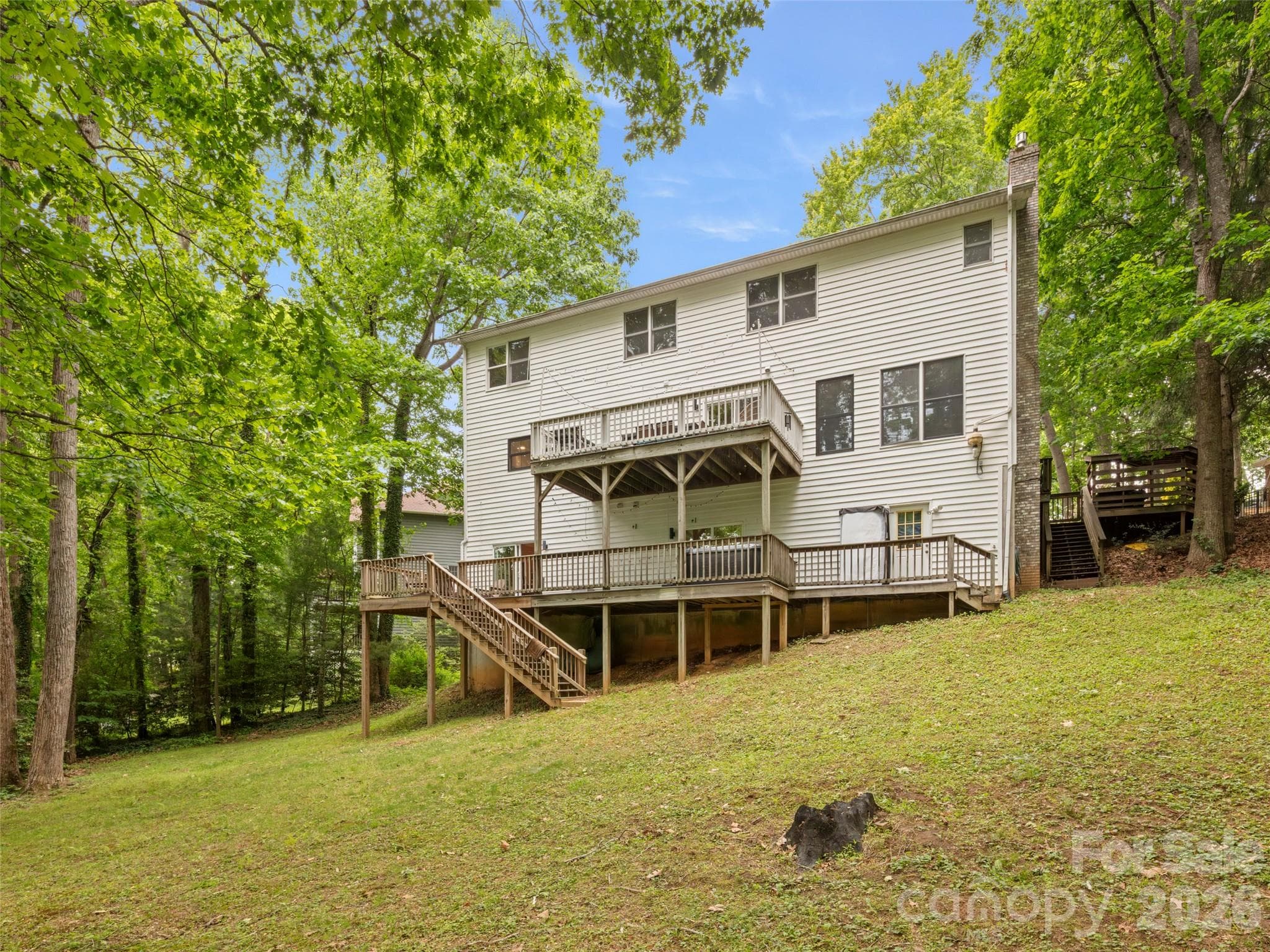 Single Family Residence at 1130 New Castle Court, Asheville, photo 33 of 35