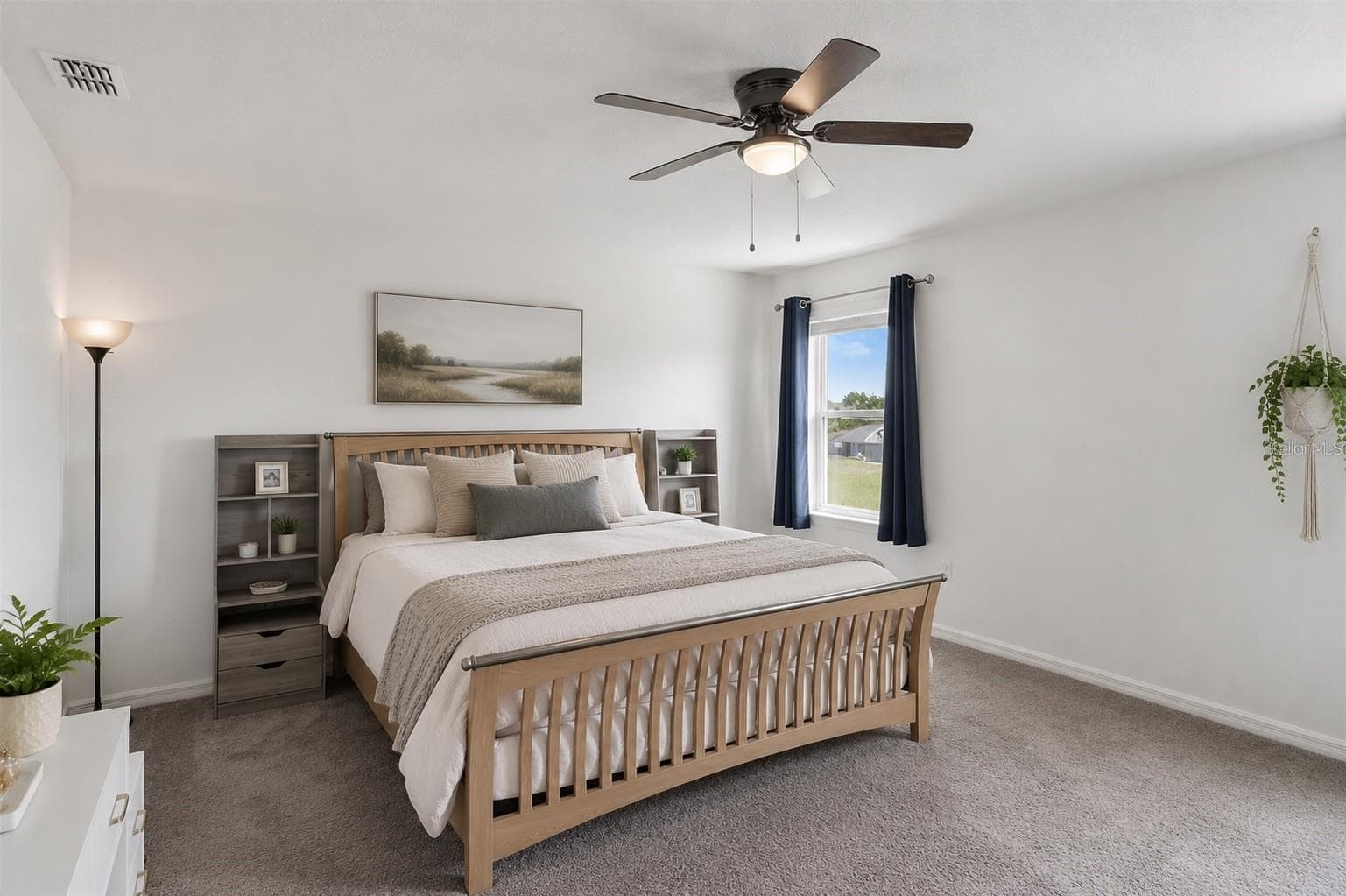 Primary Suite. - 2082 FICUS ST, MASCOTTE