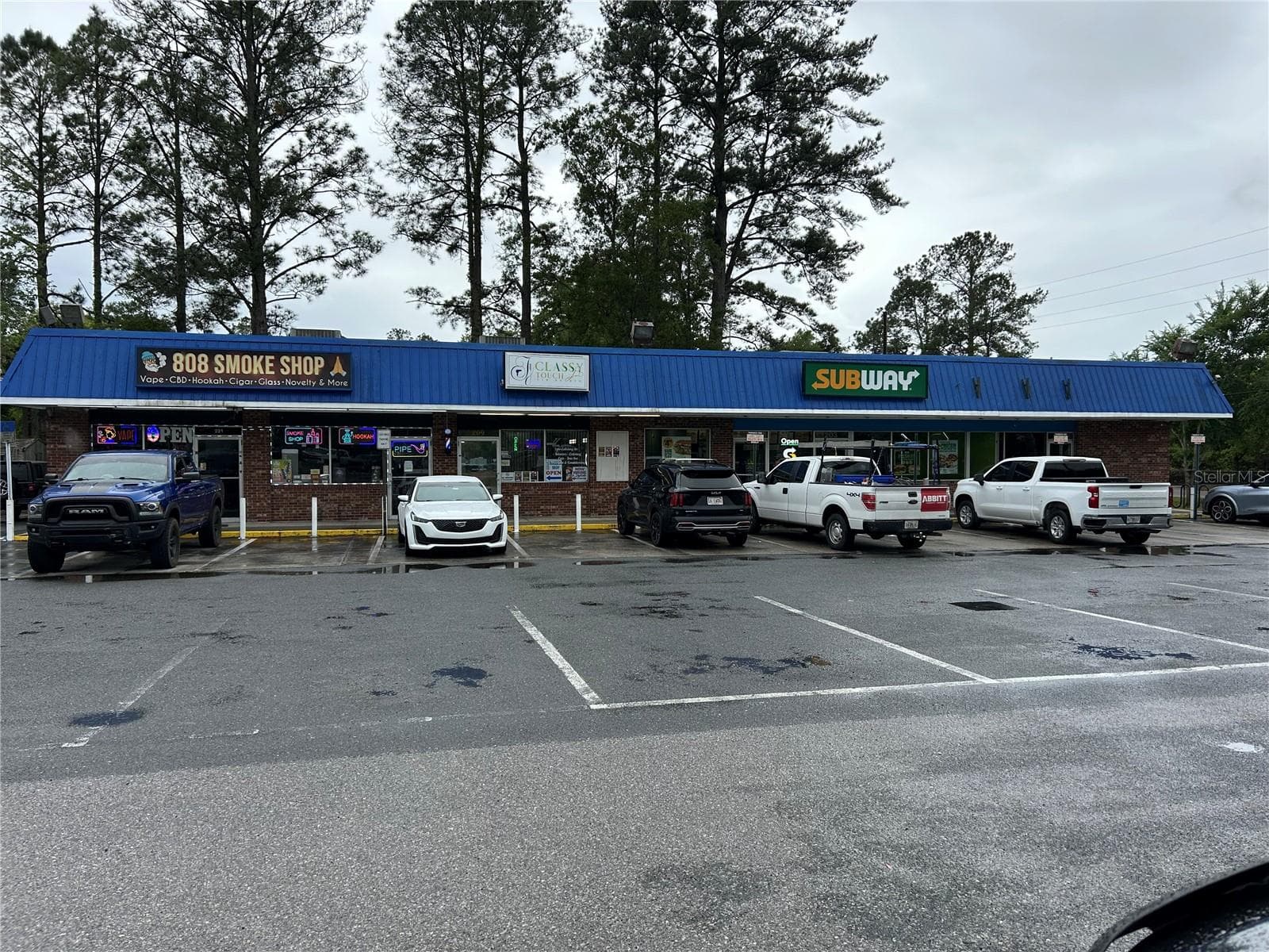 203-221 NE 39TH AVE