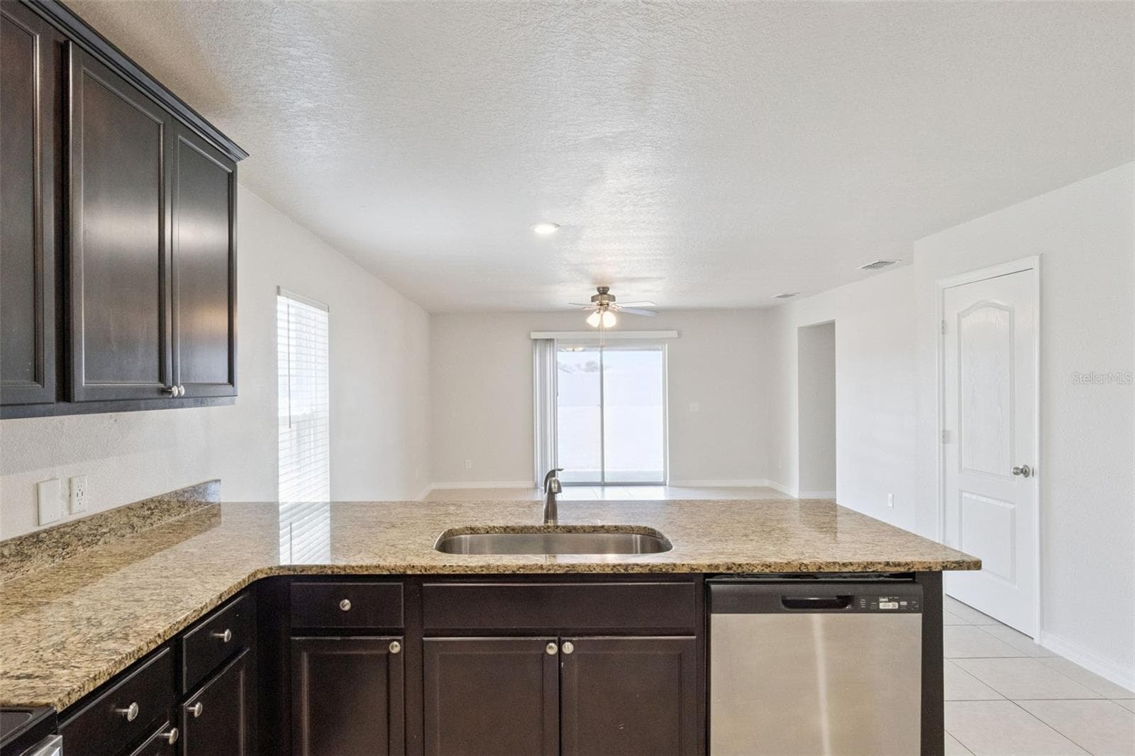 Single Family Residence at 1729 CANAAN LOOP, DUNDEE, photo 8 of 33