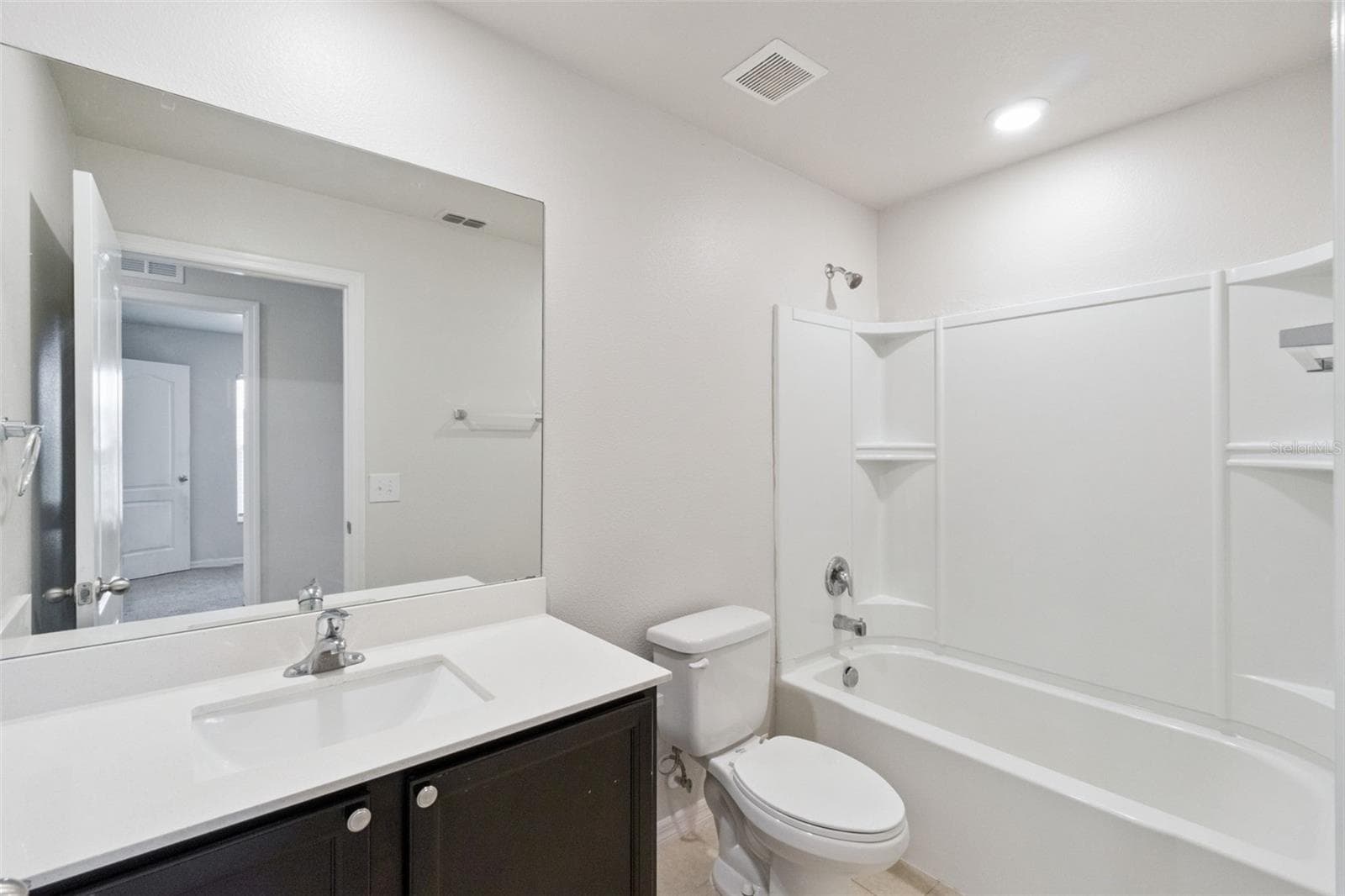 Single Family Residence at 1729 CANAAN LOOP, DUNDEE, photo 23 of 33