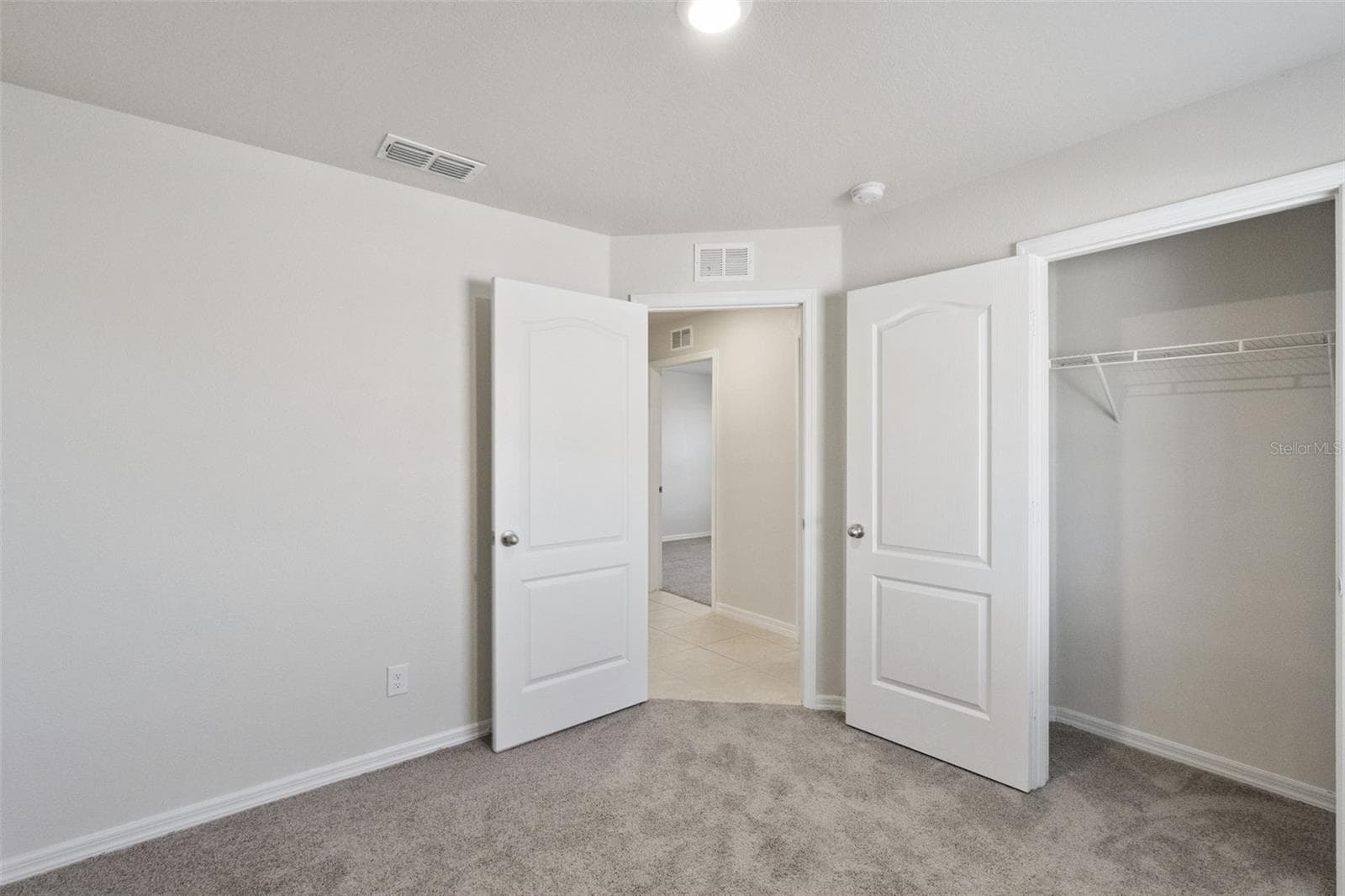 Single Family Residence at 1729 CANAAN LOOP, DUNDEE, photo 24 of 33