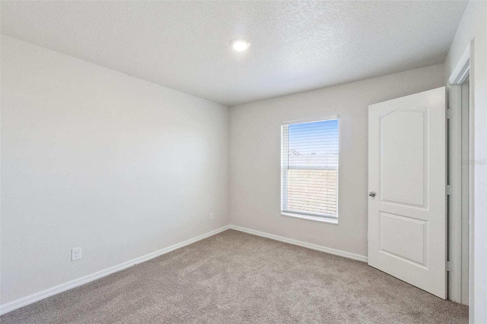 Single Family Residence at 1729 CANAAN LOOP, DUNDEE, photo 25 of 33