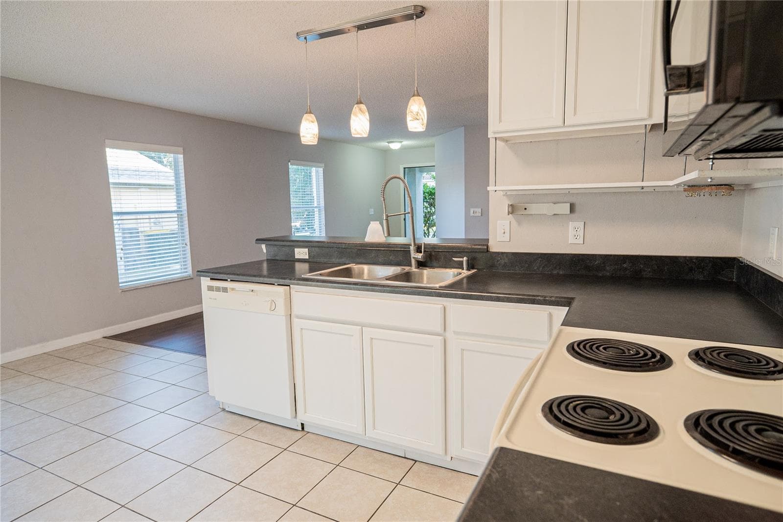 Single Family Residence at 1836 RIDGE VALLEY ST, CLERMONT, photo 18 of 45