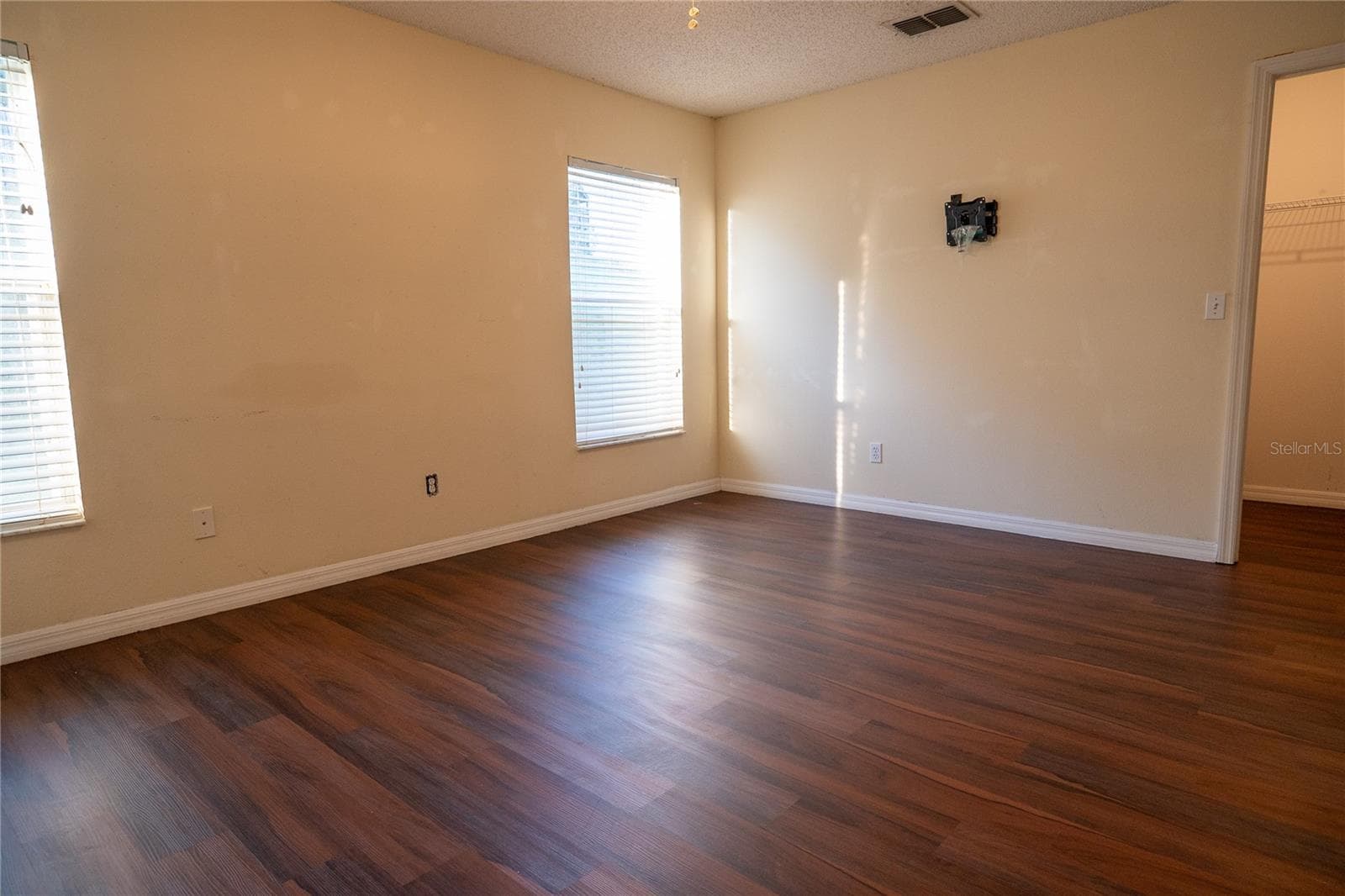 Single Family Residence at 1836 RIDGE VALLEY ST, CLERMONT, photo 43 of 45
