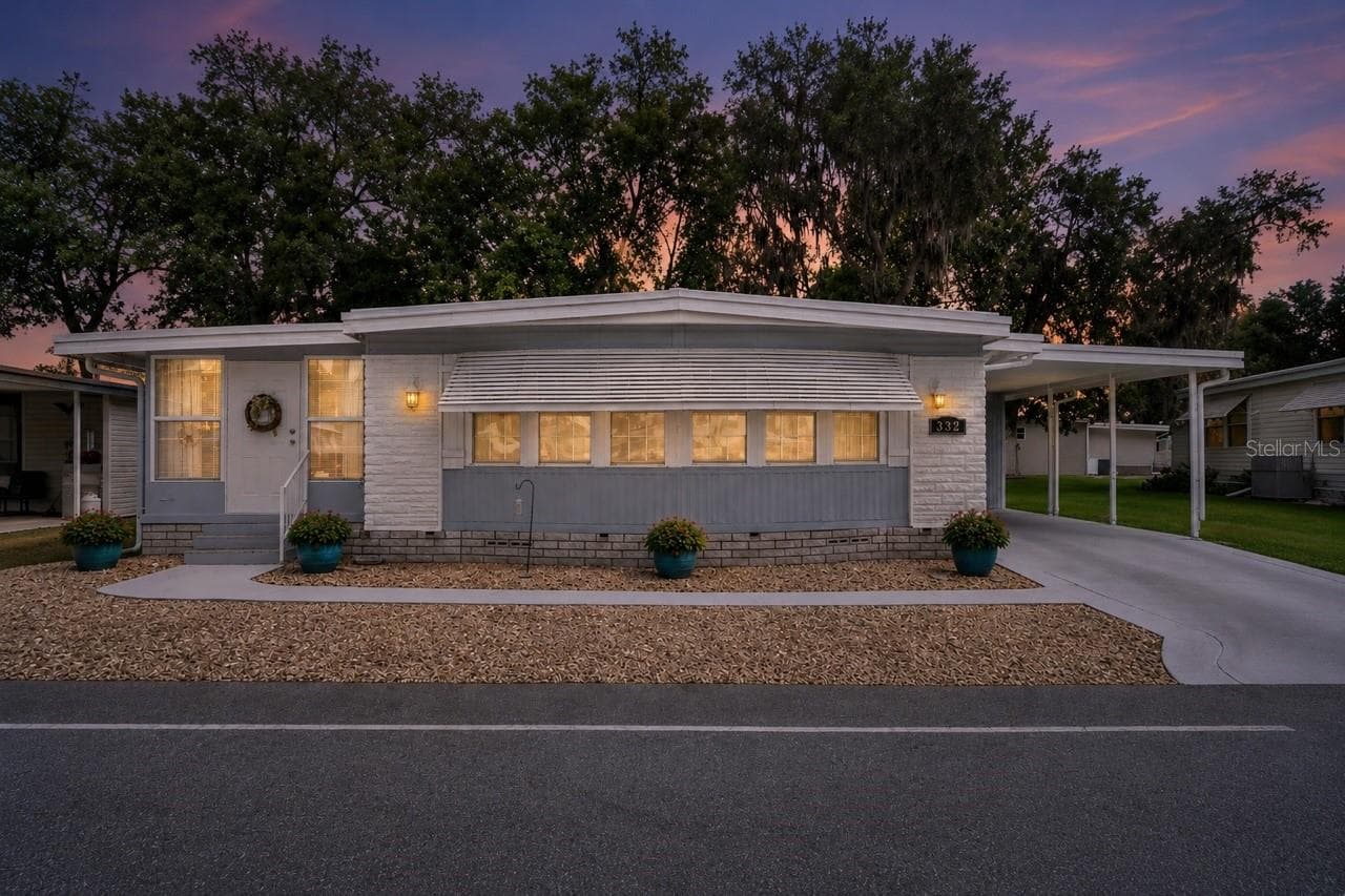 332 HAWTHORNE BLVD
