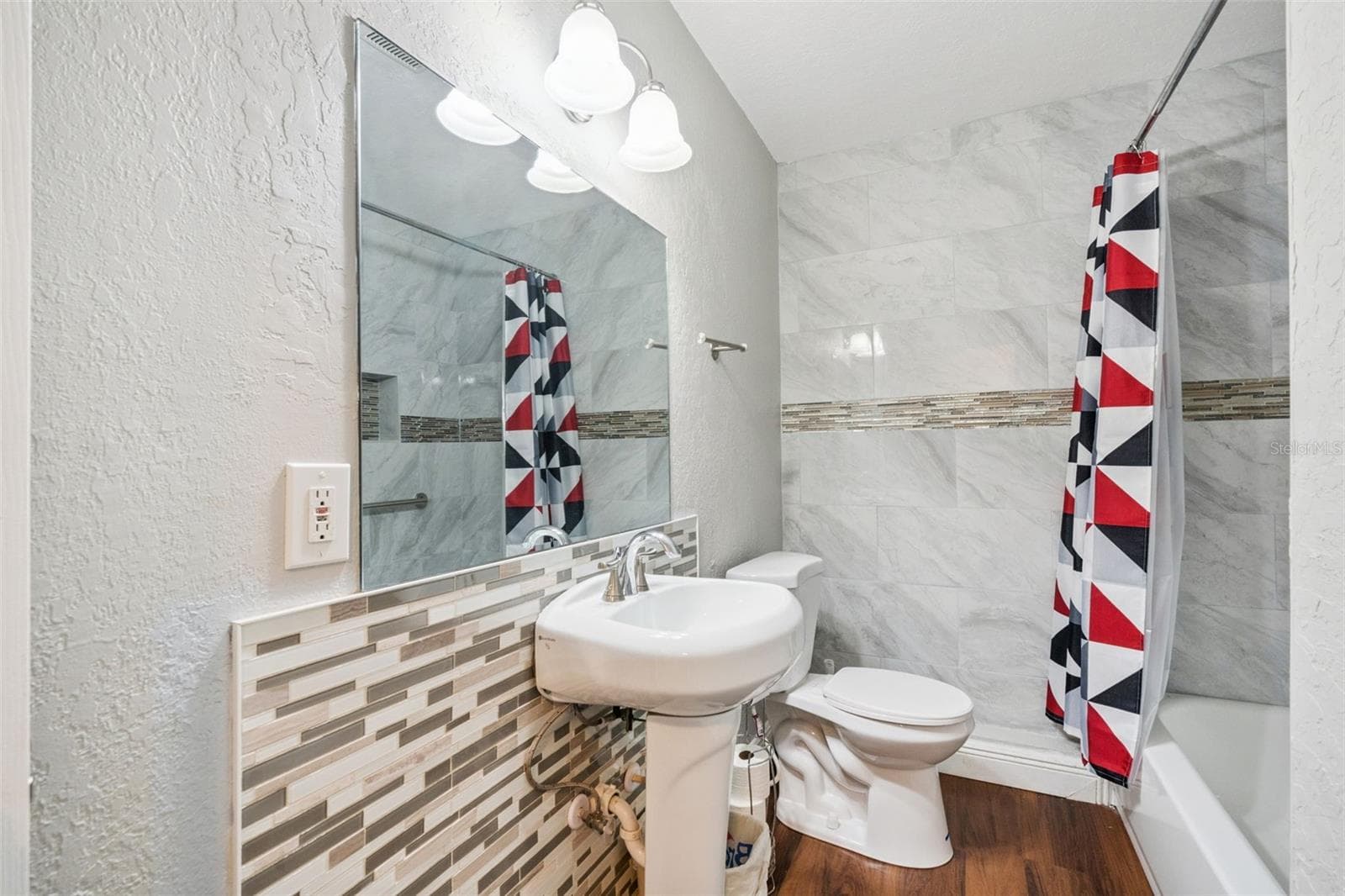 Guest Bath - 78 S WINTER PARK DR, CASSELBERRY