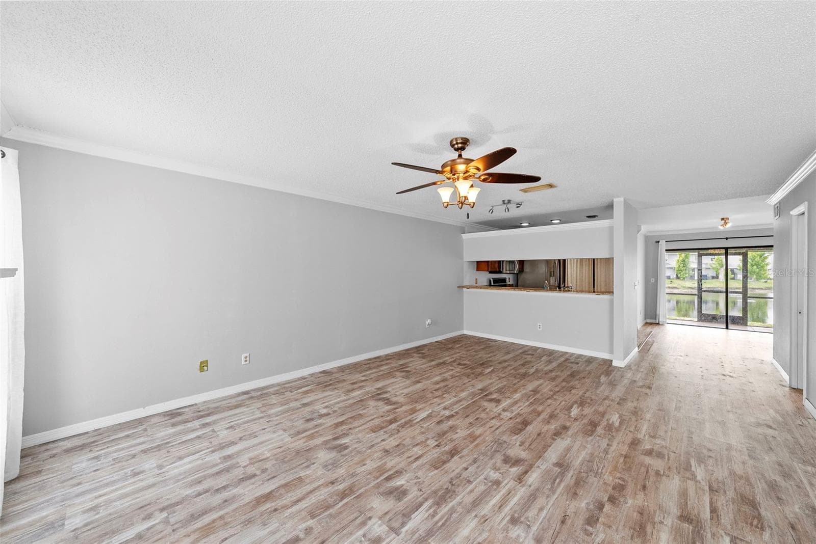 Townhouse at 5314 ABINGER CT, TAMPA, photo 14 of 40
